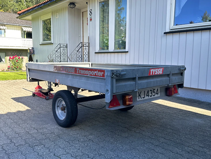Liten og lett tilhenger tysse-transporter