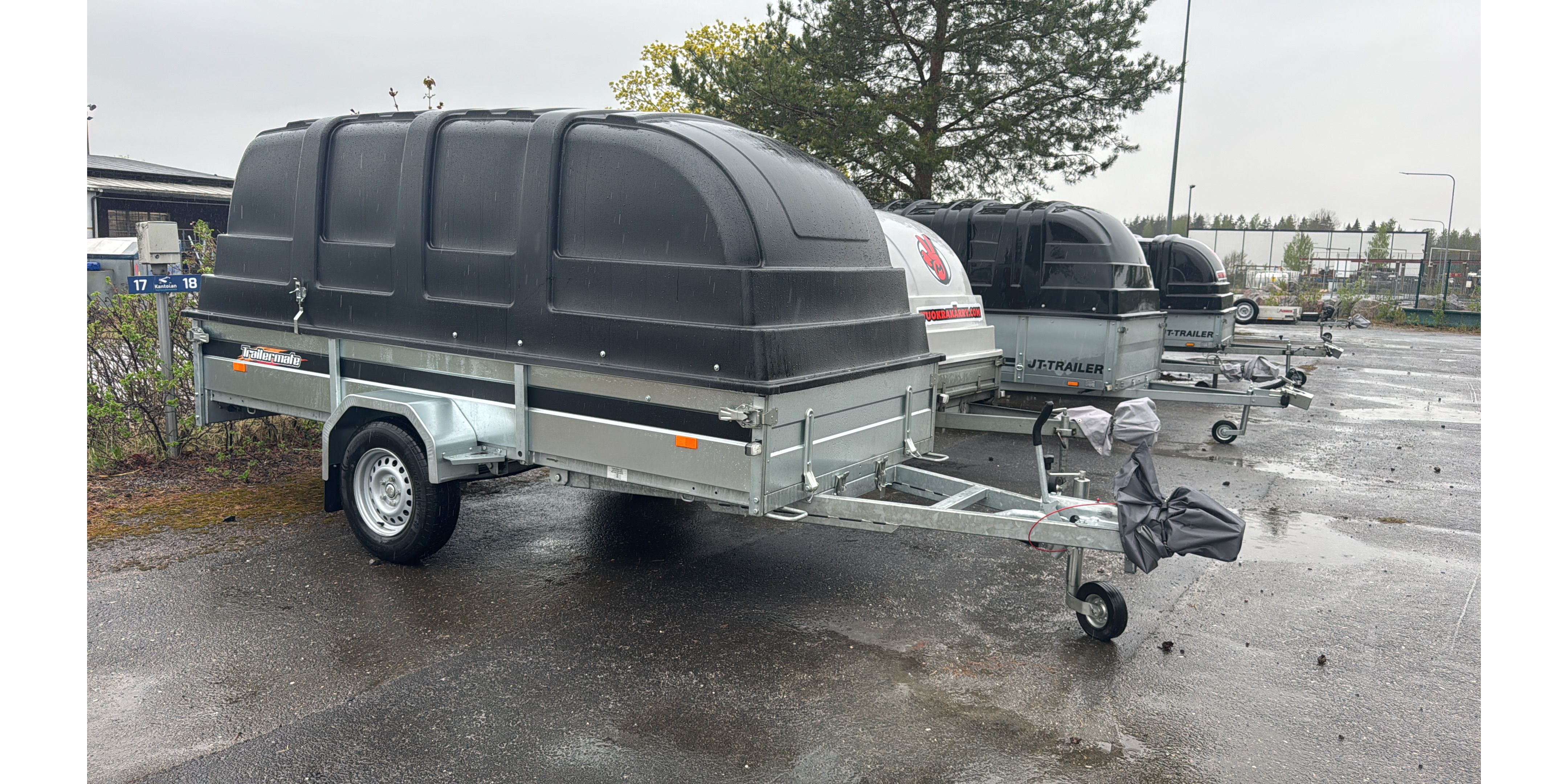 Jarrullinen kuomukärry 1600kg (trailermate 350x150 cm)