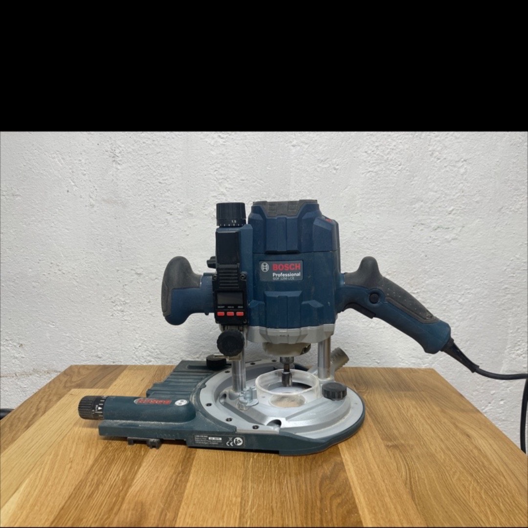 Bosch gof 1250 med styreskinne