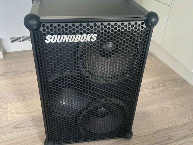 Lej min soundboks 3 – perfekt til fest, event eller weekendtur!