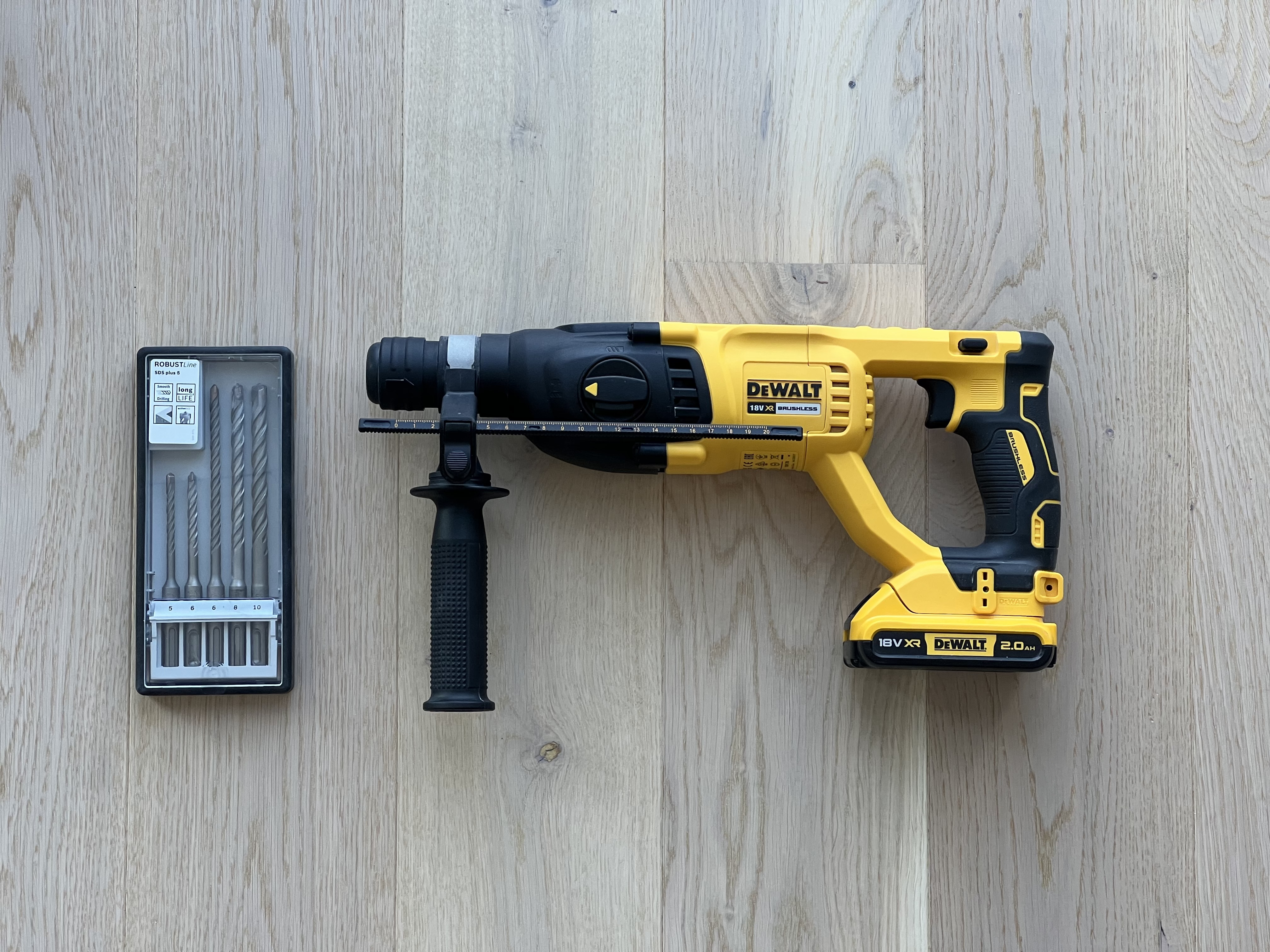 Kraftfull borrhammare batteridriven dewalt