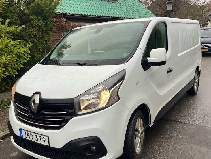 Flyttbil/transportbil - renault trafic