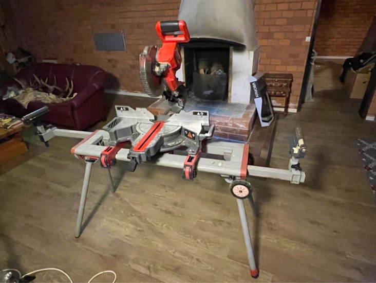 Kap&gersåg milwaukee m18 fms254