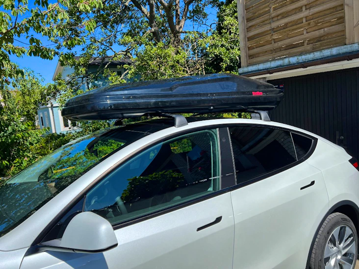 Takbox + takräcke tesla model y (orginal)