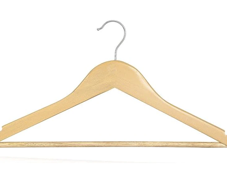 100 x wooden clothes hangers