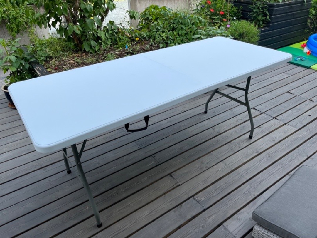 Utfällbart bord 180 långt