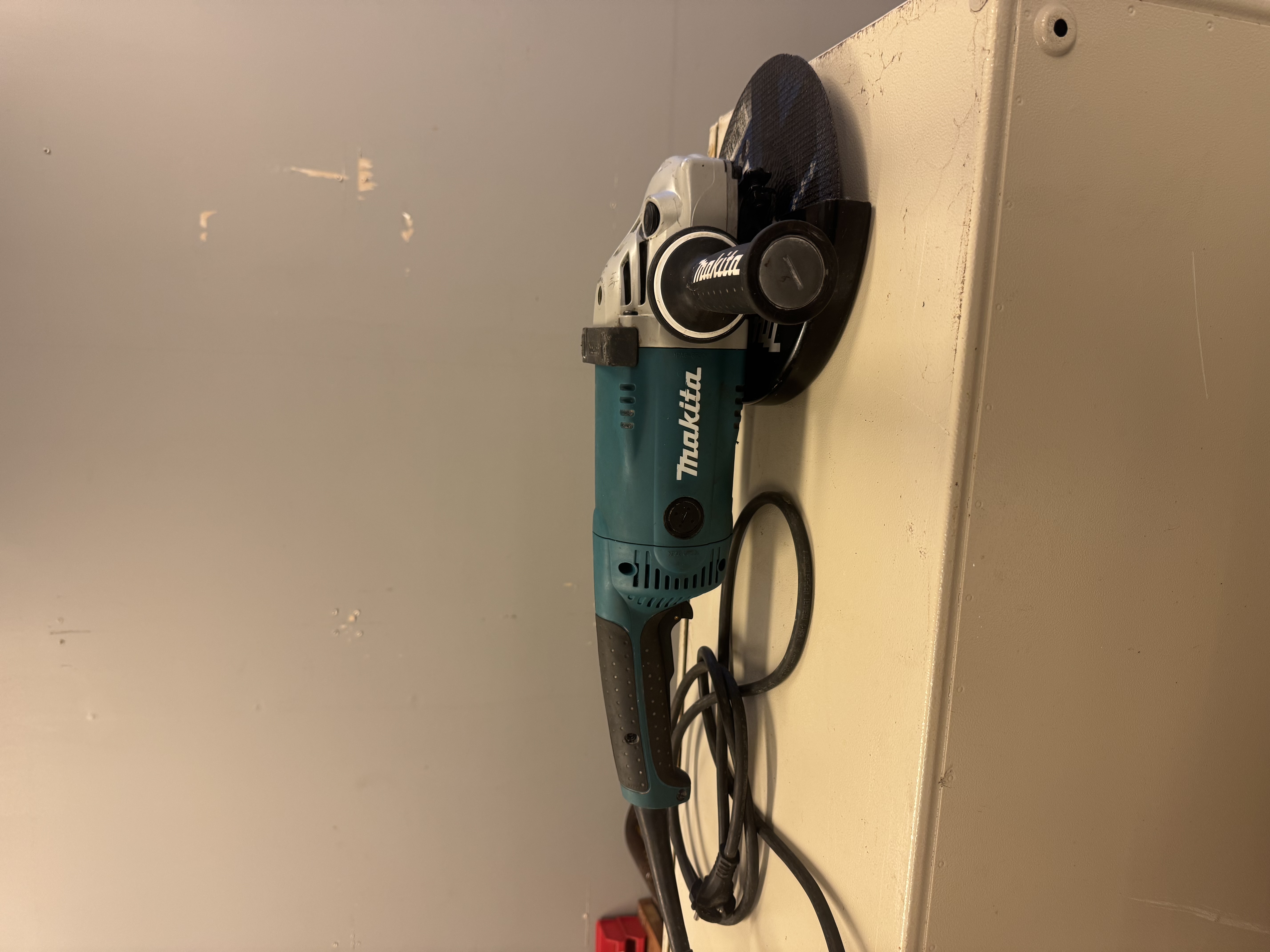 Makita vinkelsliper ga9020s