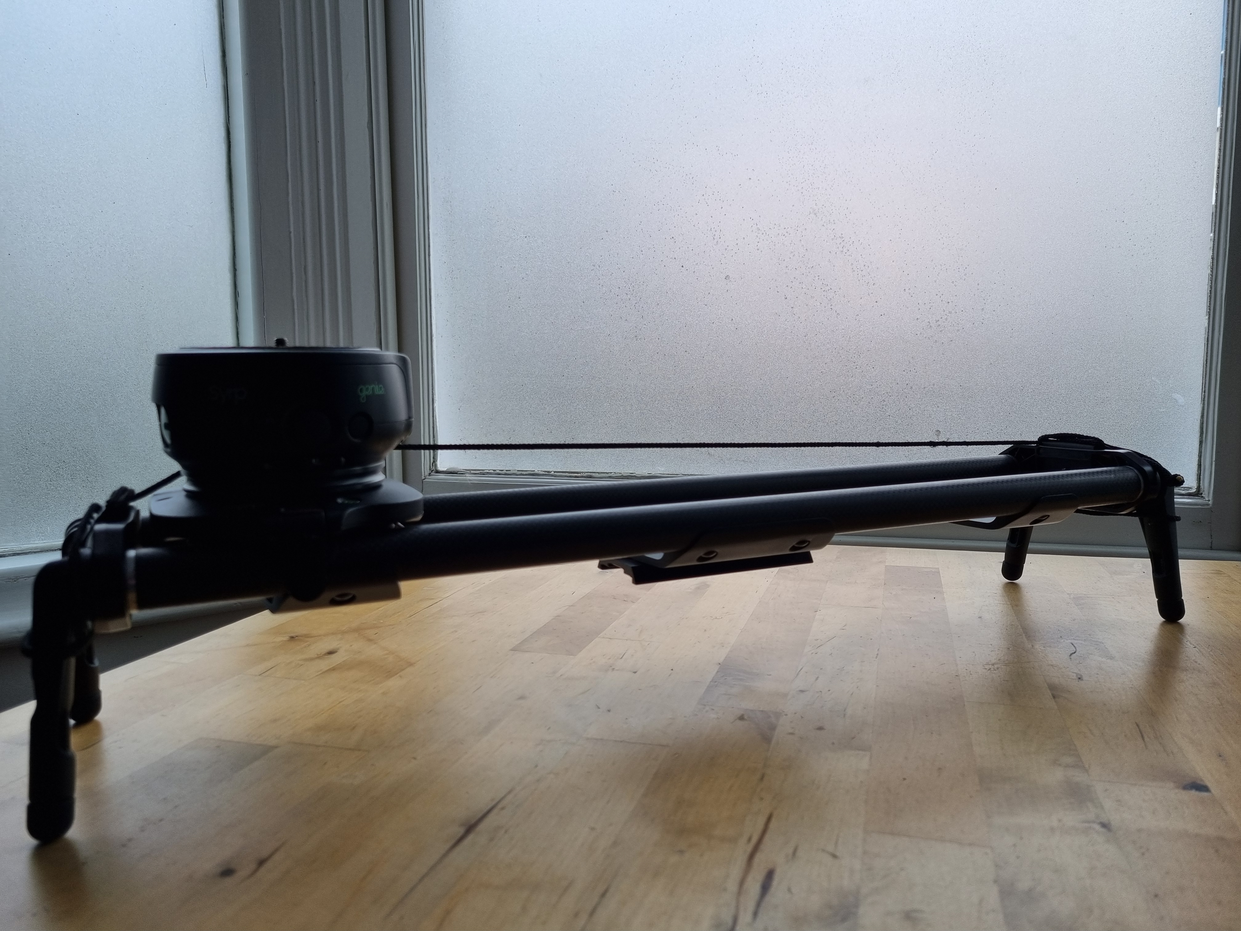 Syrp magic carpet slider with genie ii linear