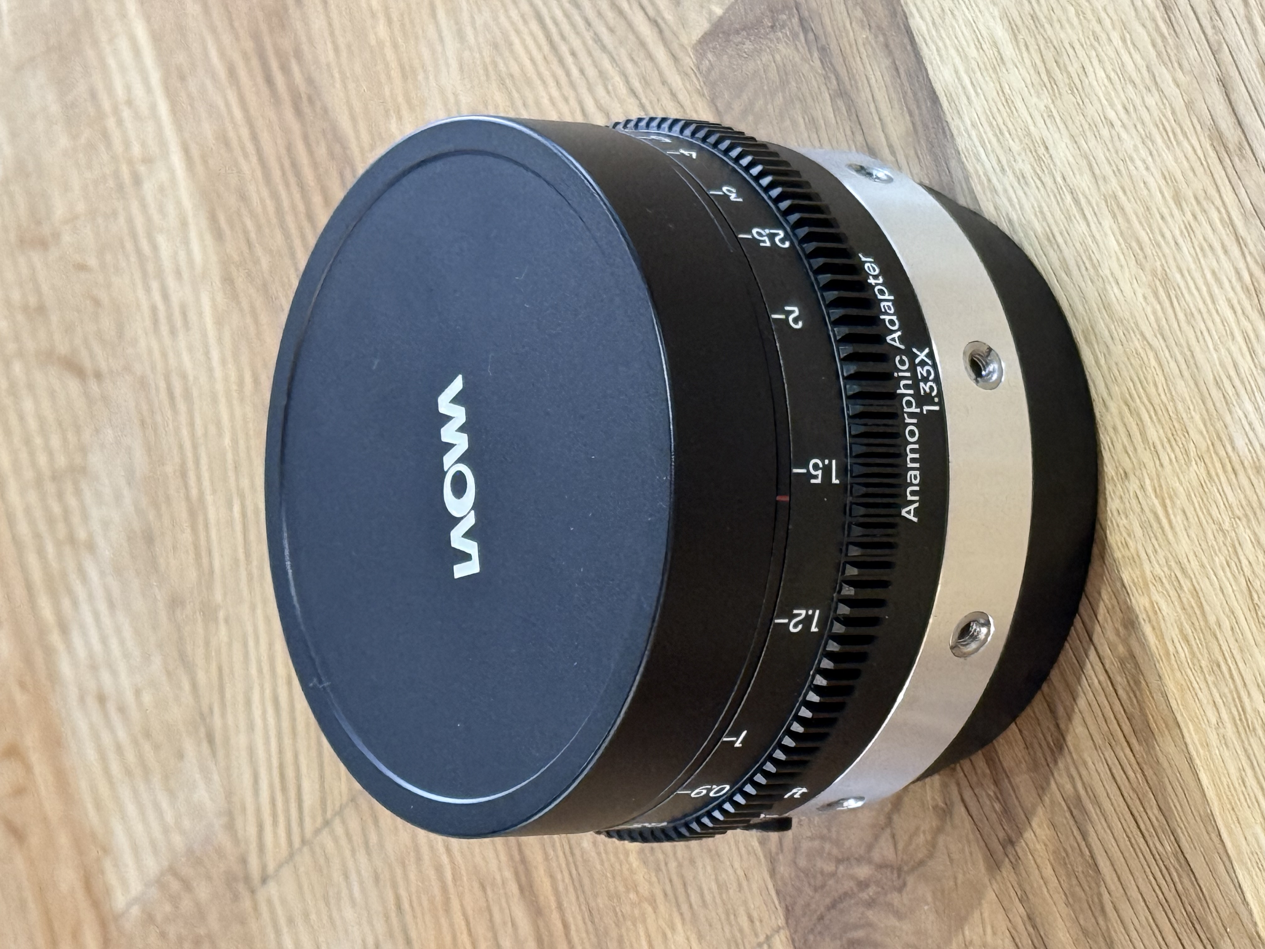 Laowa 1.33x front anamorphic adapter - silver