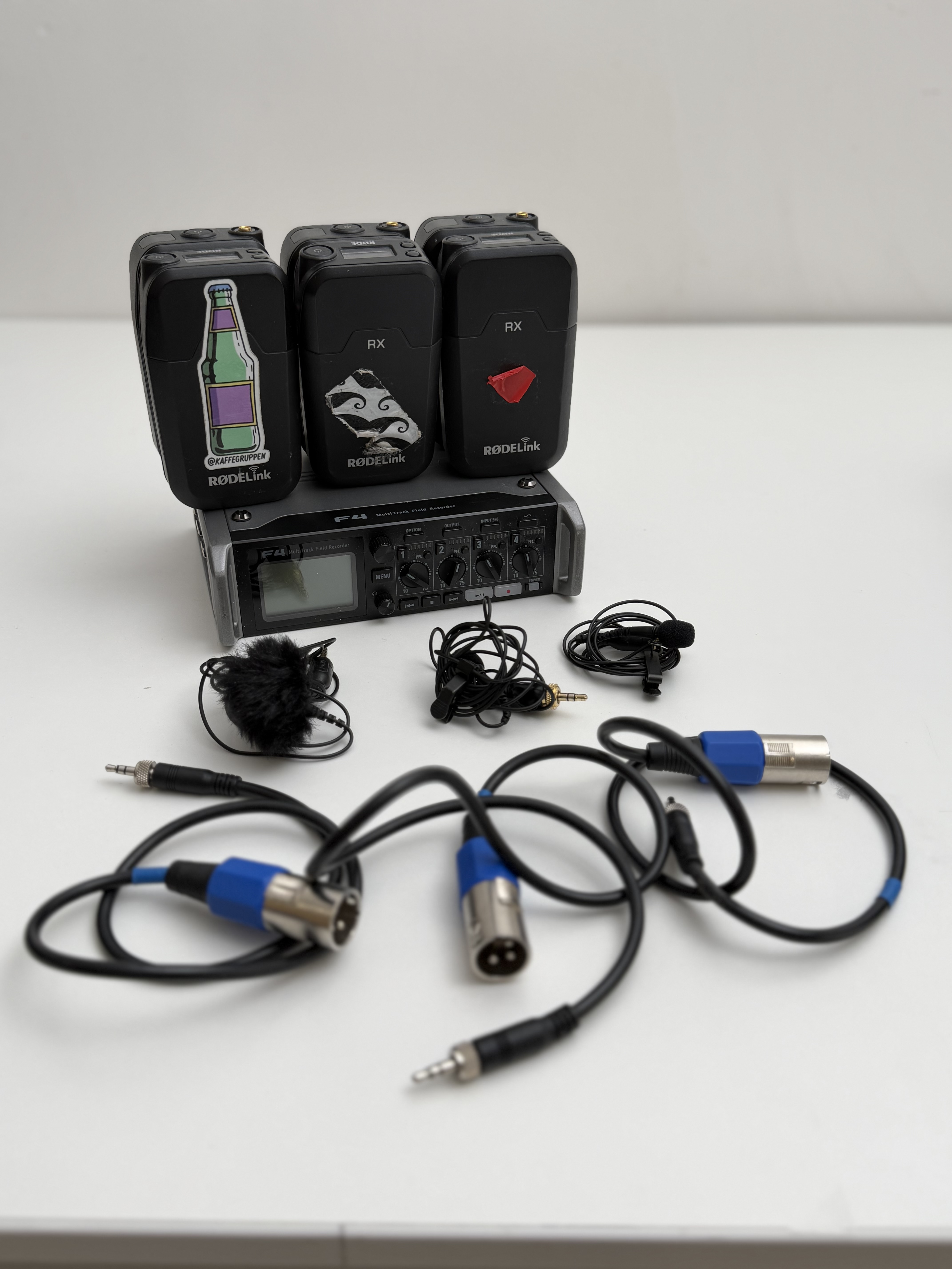 Zoom f4 + 3 røde-myggor + tillbehör