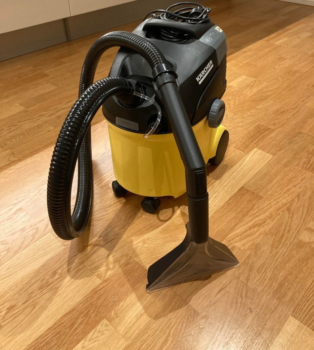 Kärcher teppe/tekstilrenser inkl. rensemiddel
