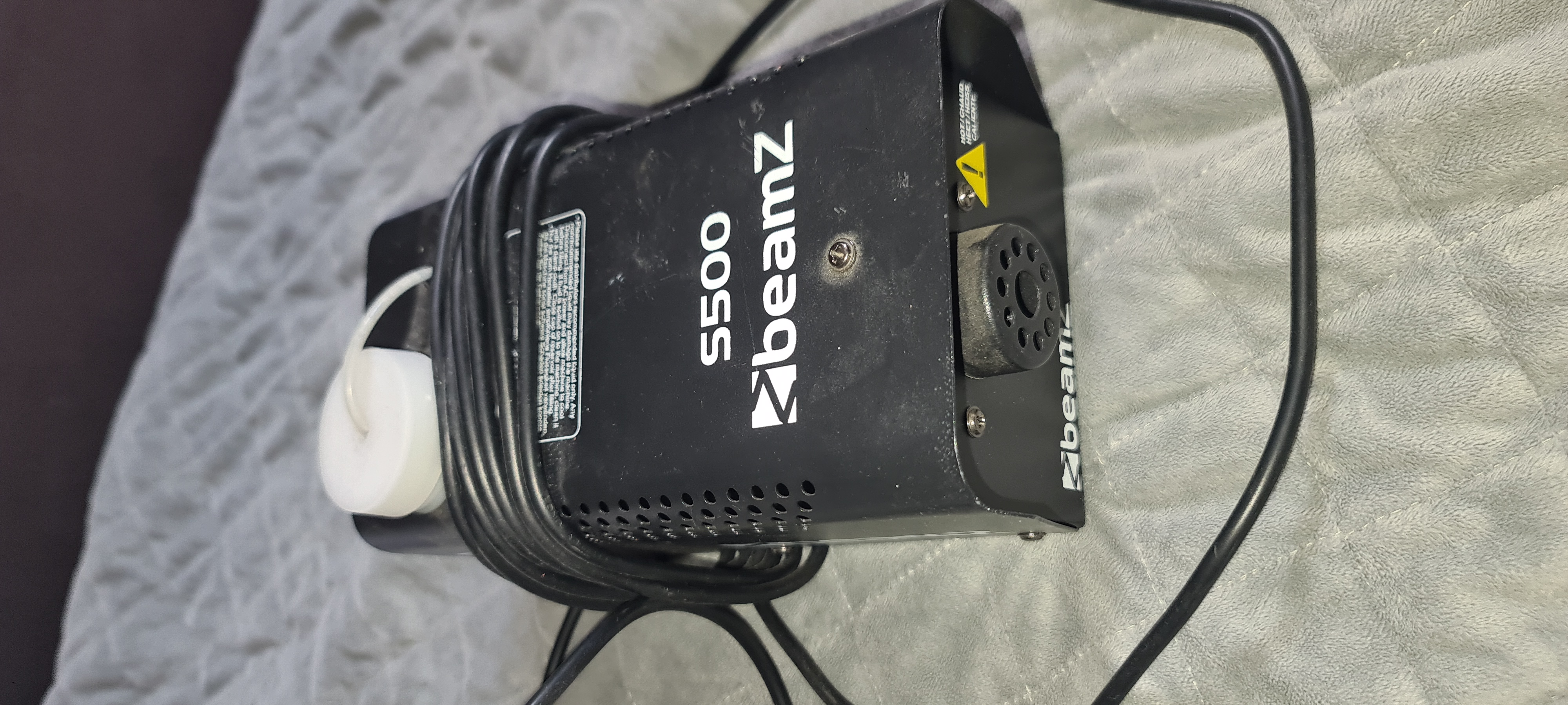 Smoke machine s500 - beamz - small but powerful smoke machine