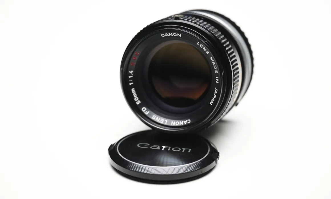 Canon fd 50mm f1.4 lens for fd mount film cameras