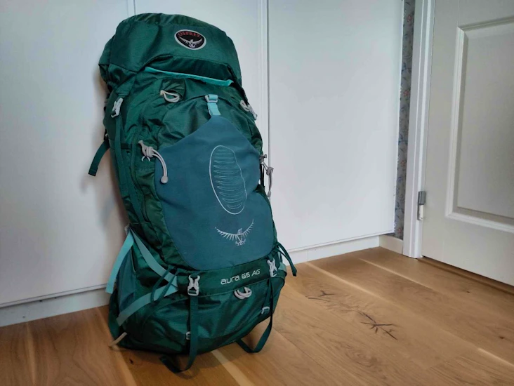 Större vandringsryggsäck för kvinnor, 65 l