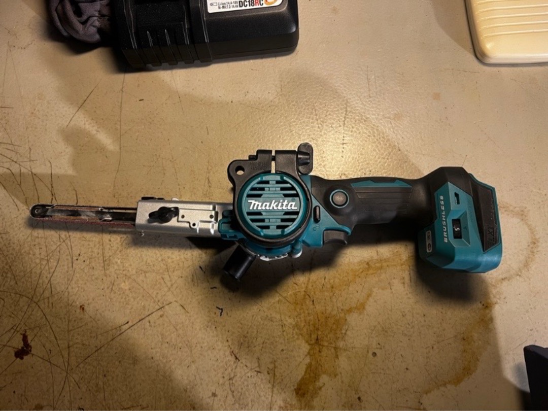 Slipe / bond sliper makita 18v