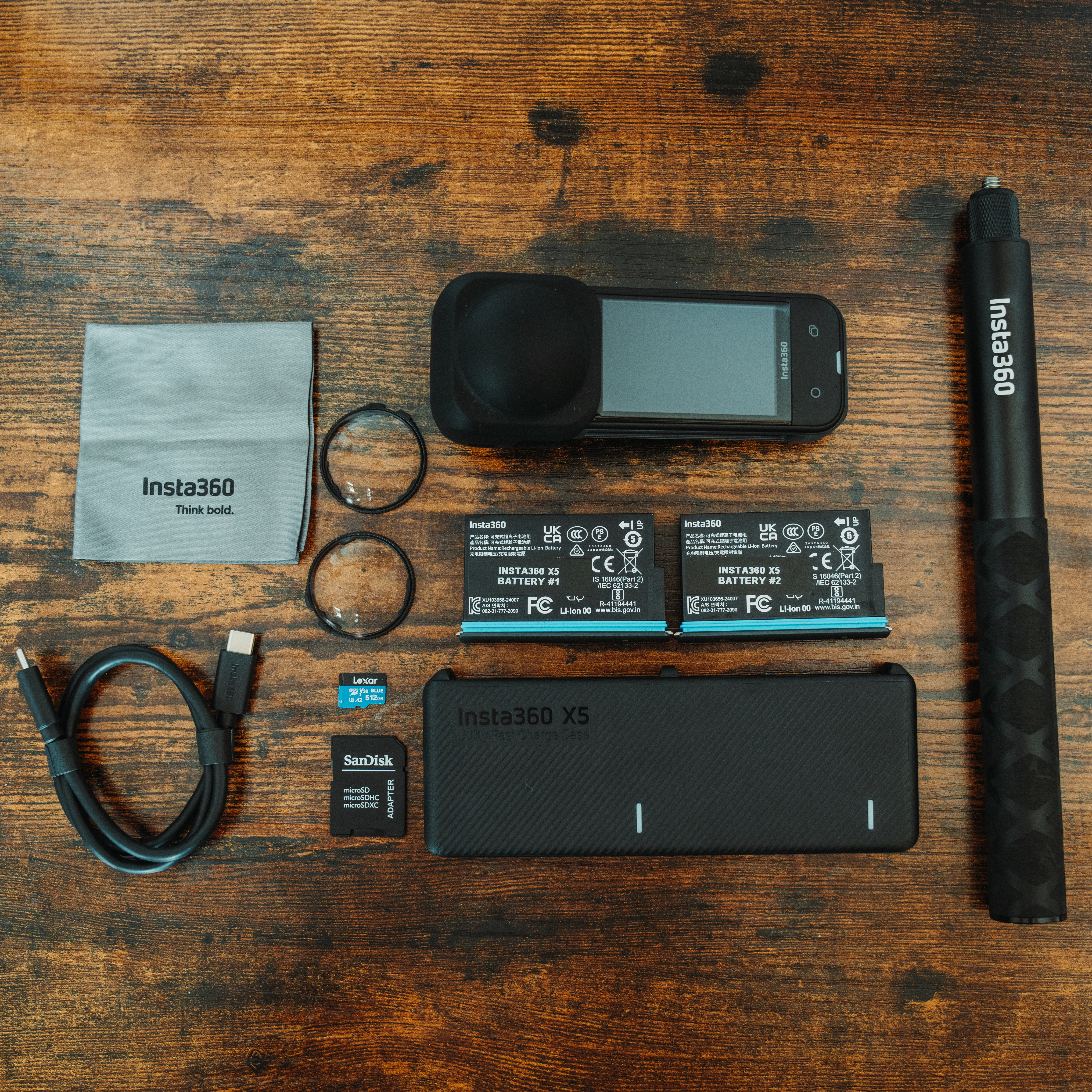 Insta360 x5 essential combo – full kit