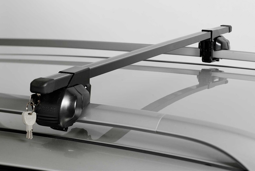 Lasthållare för takreling