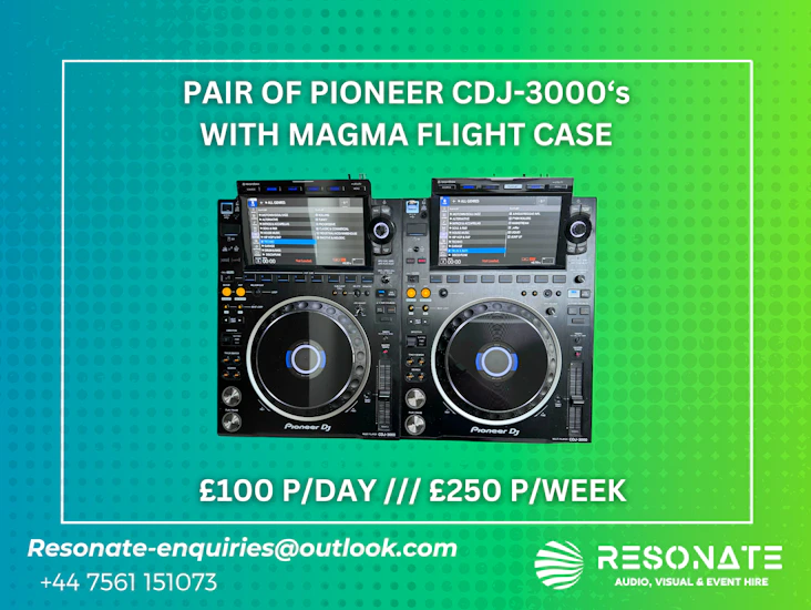 Pair of pioneer cdj3000's