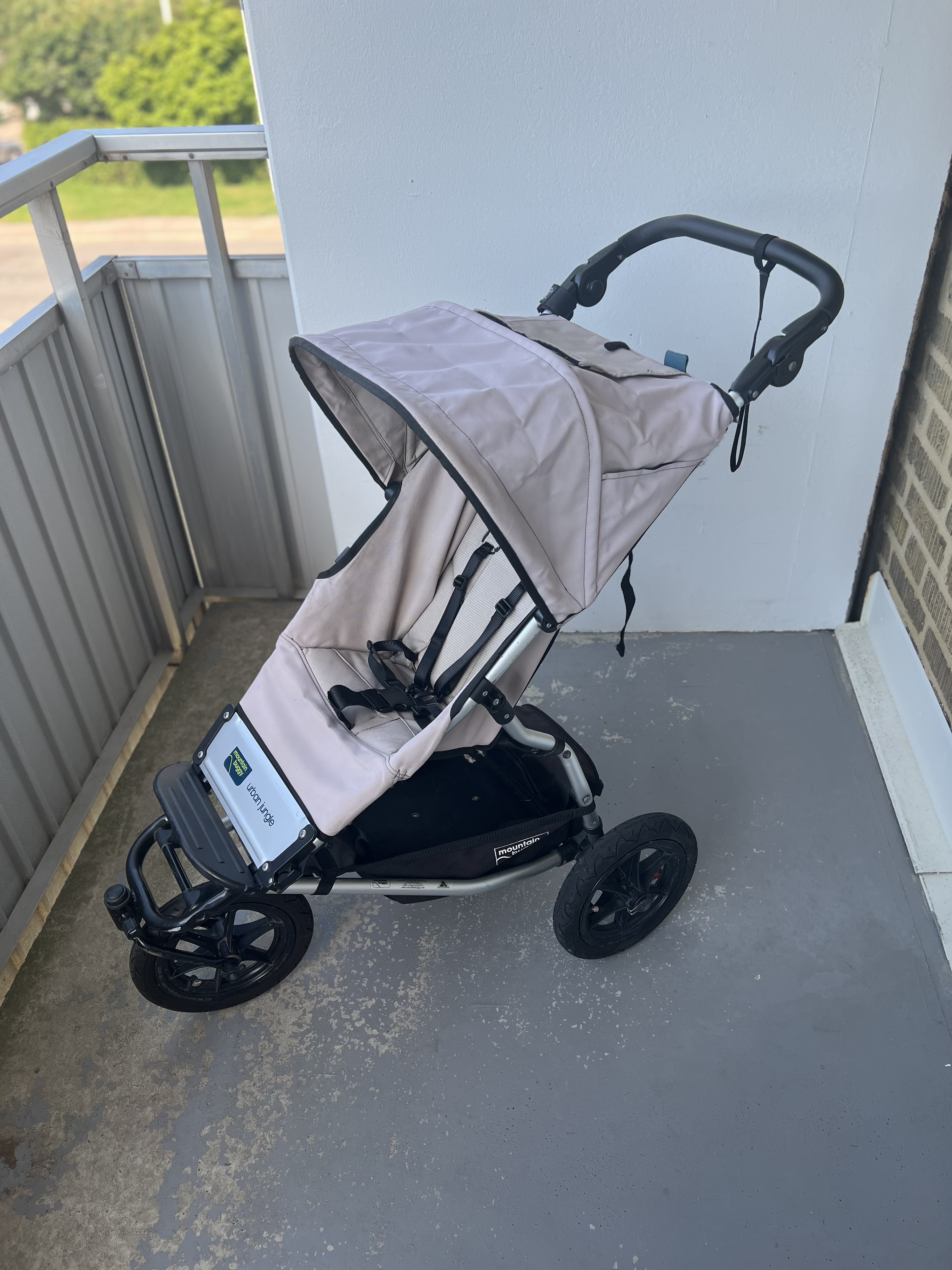 Mountain buggy urban jungle