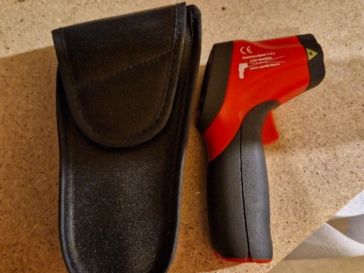 Rs pro ir thermometer w. dual laser