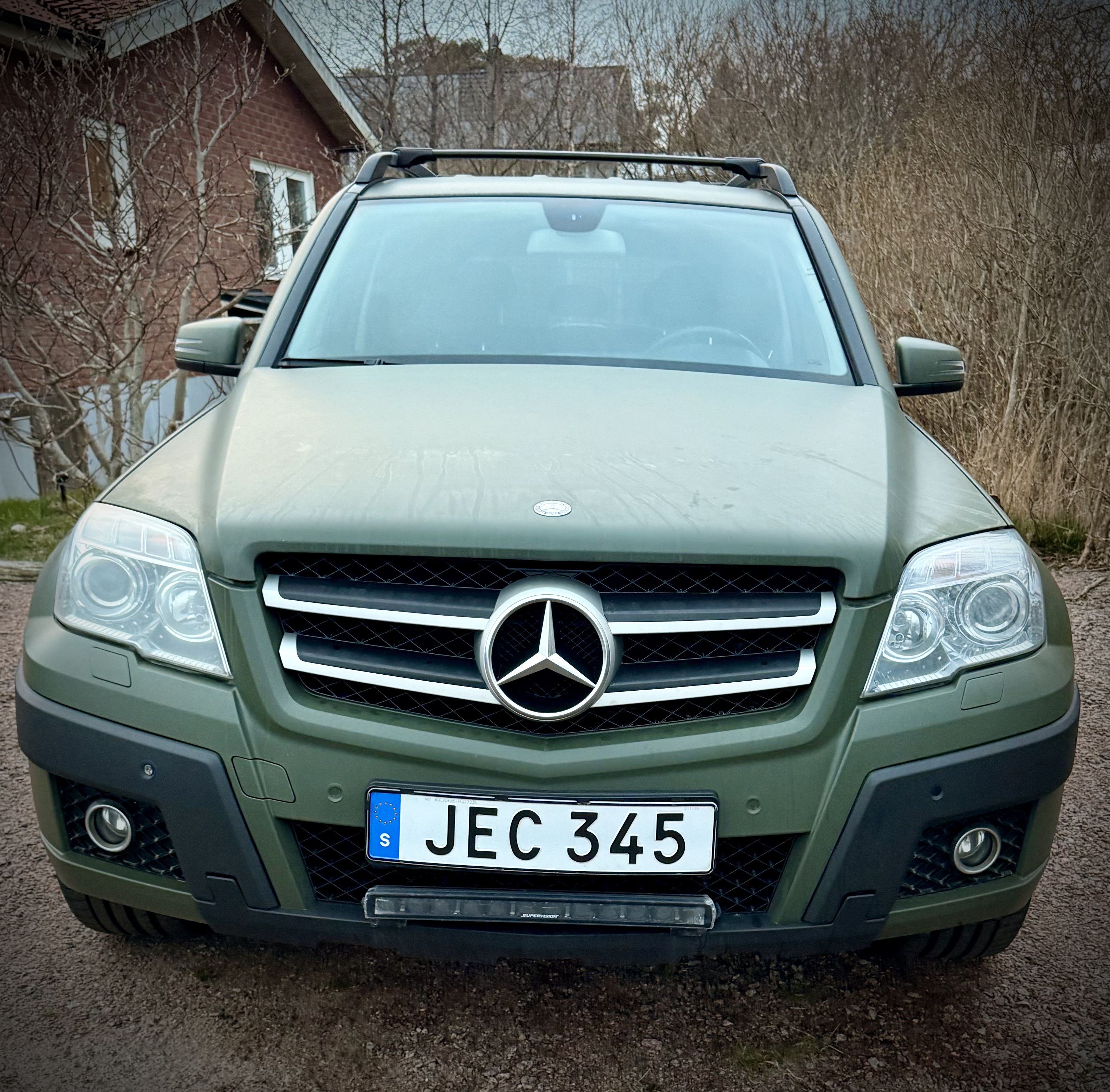 Mercedes glk 4matic – toppskick, hundvänlig suv (takbox finns)