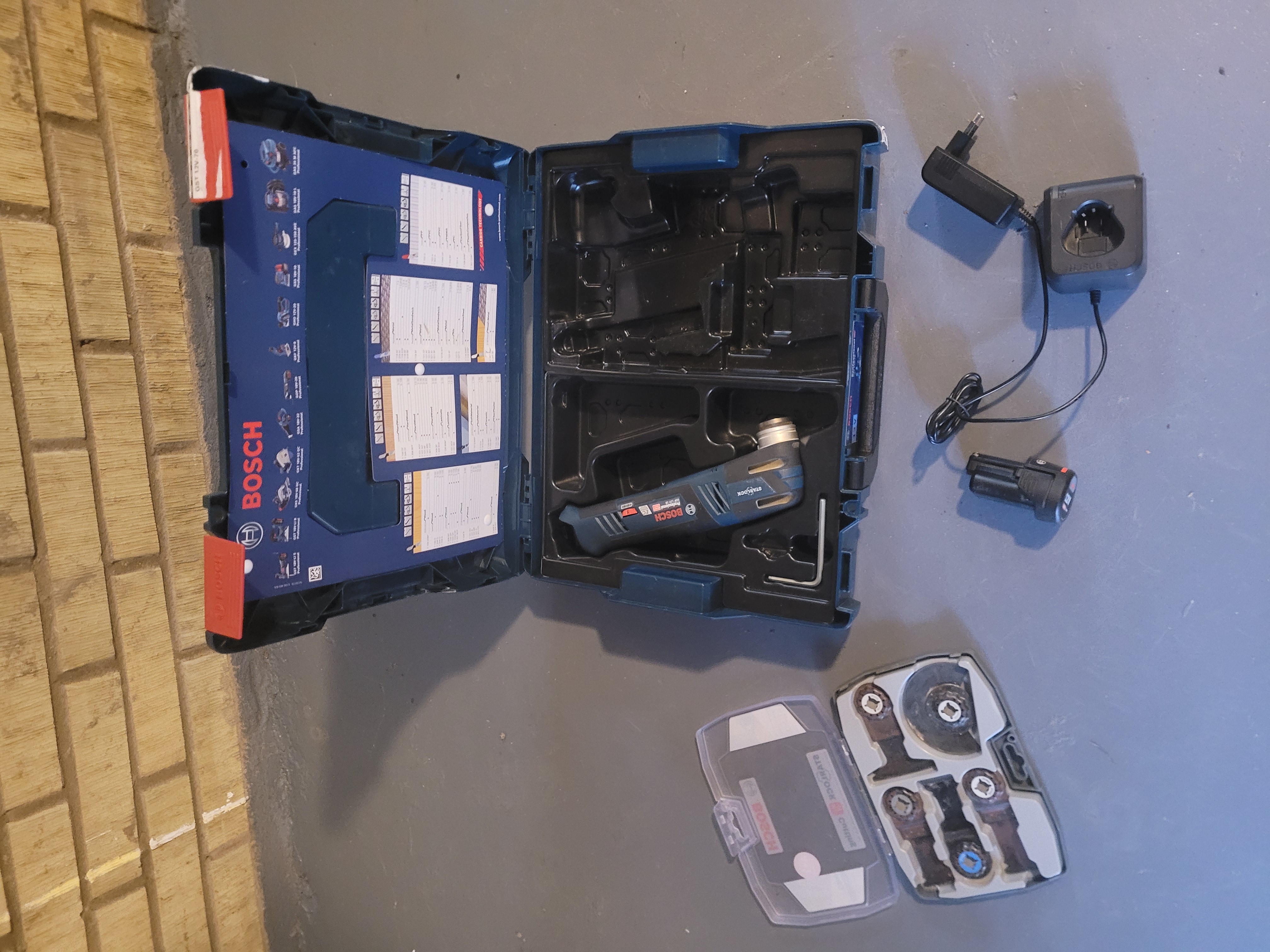 Ny batteridriven multiverktyg bosch gop 12 v