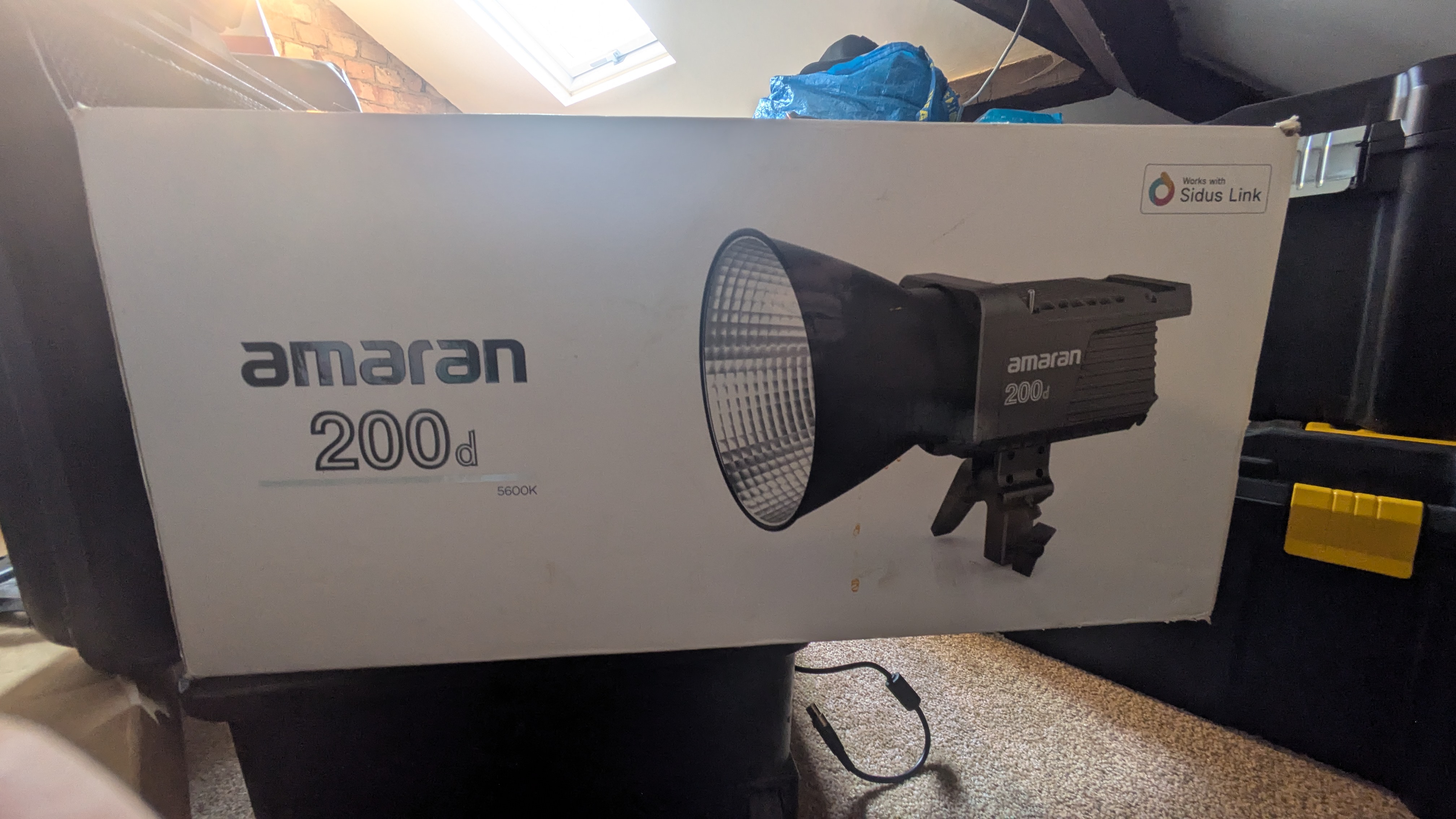 Aputure amaran 200d 