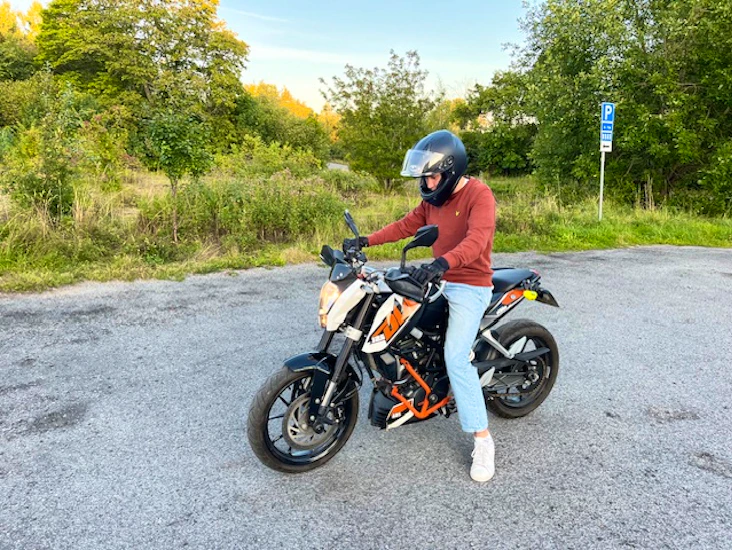 Ktm duke 125