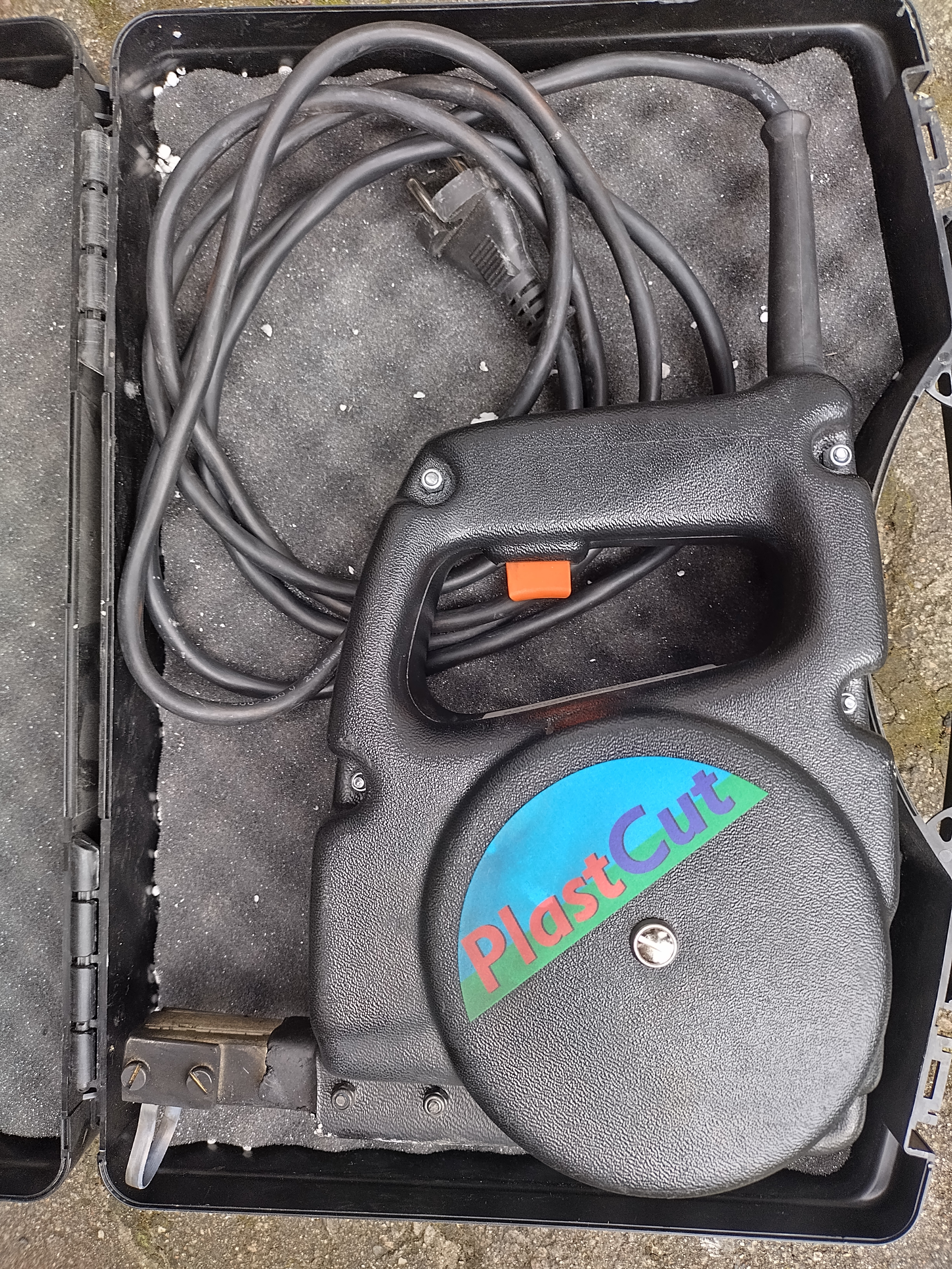 Styrox leikkuri plastcut 330w
