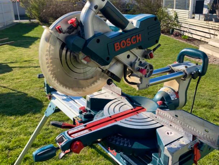 Bosch kap och gersåg med stativ