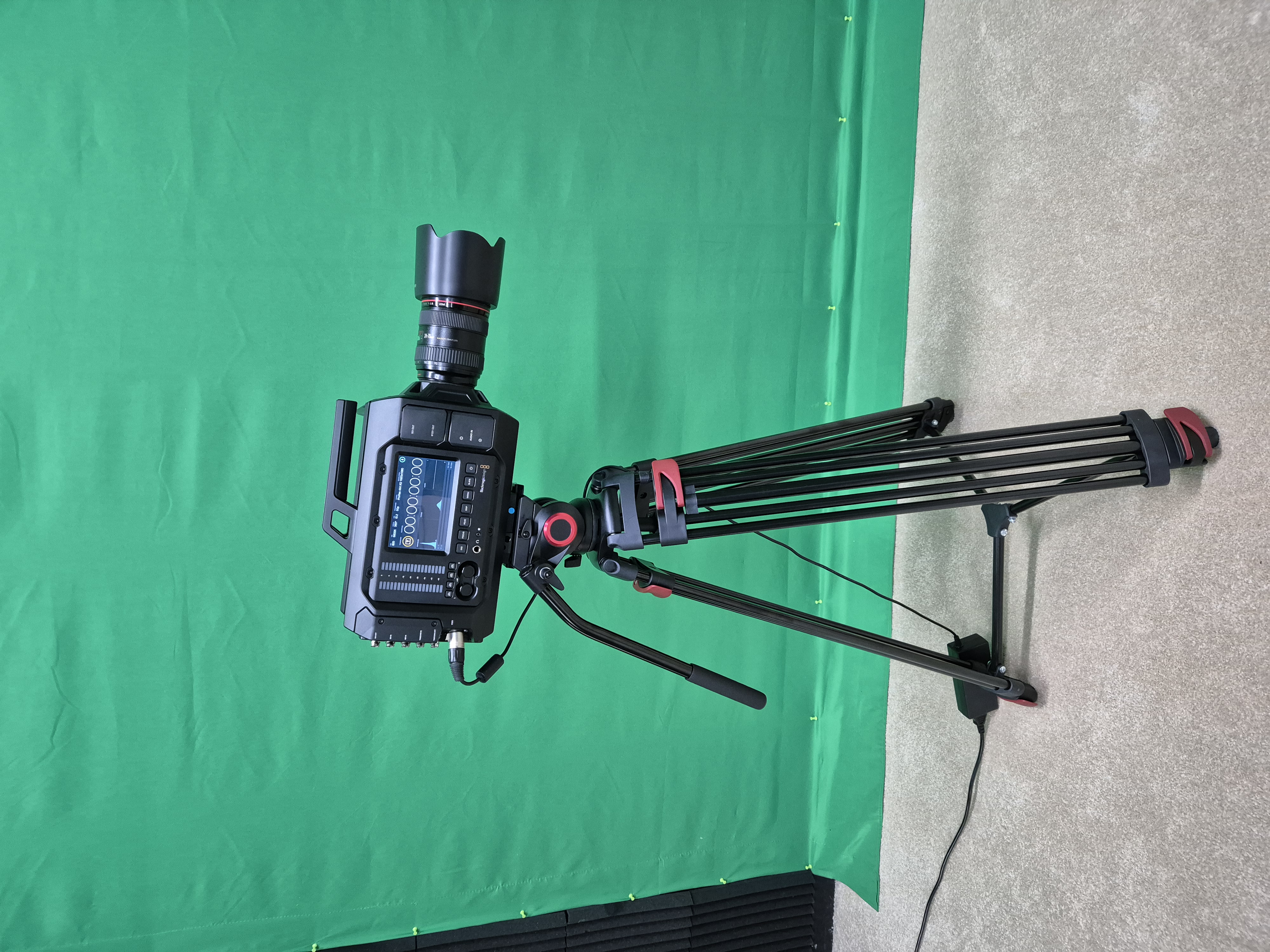 Blackmagic ursa 4k camera with power tripod & canon 50-70mm lens 