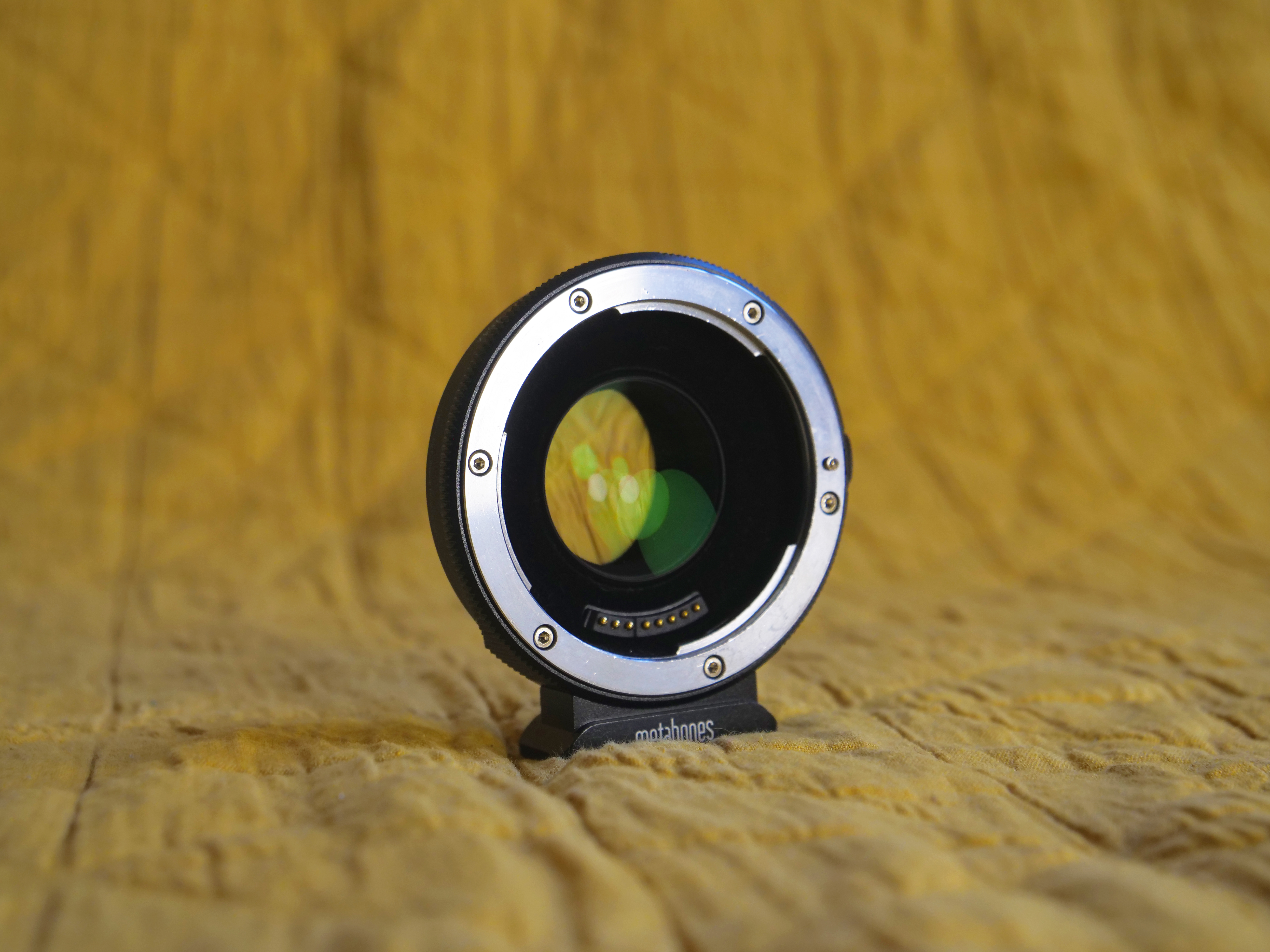 Metabones speedbooster xl 0.64x - ef to m4/3 mft