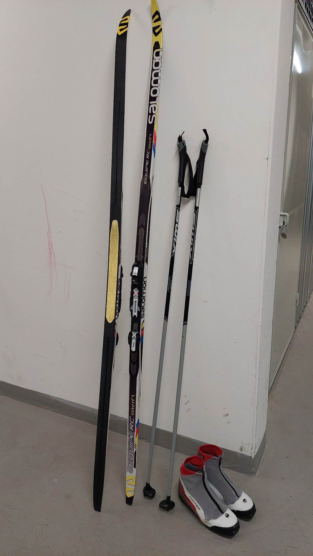 Felleskipakke til lett person + sko (str. 39)