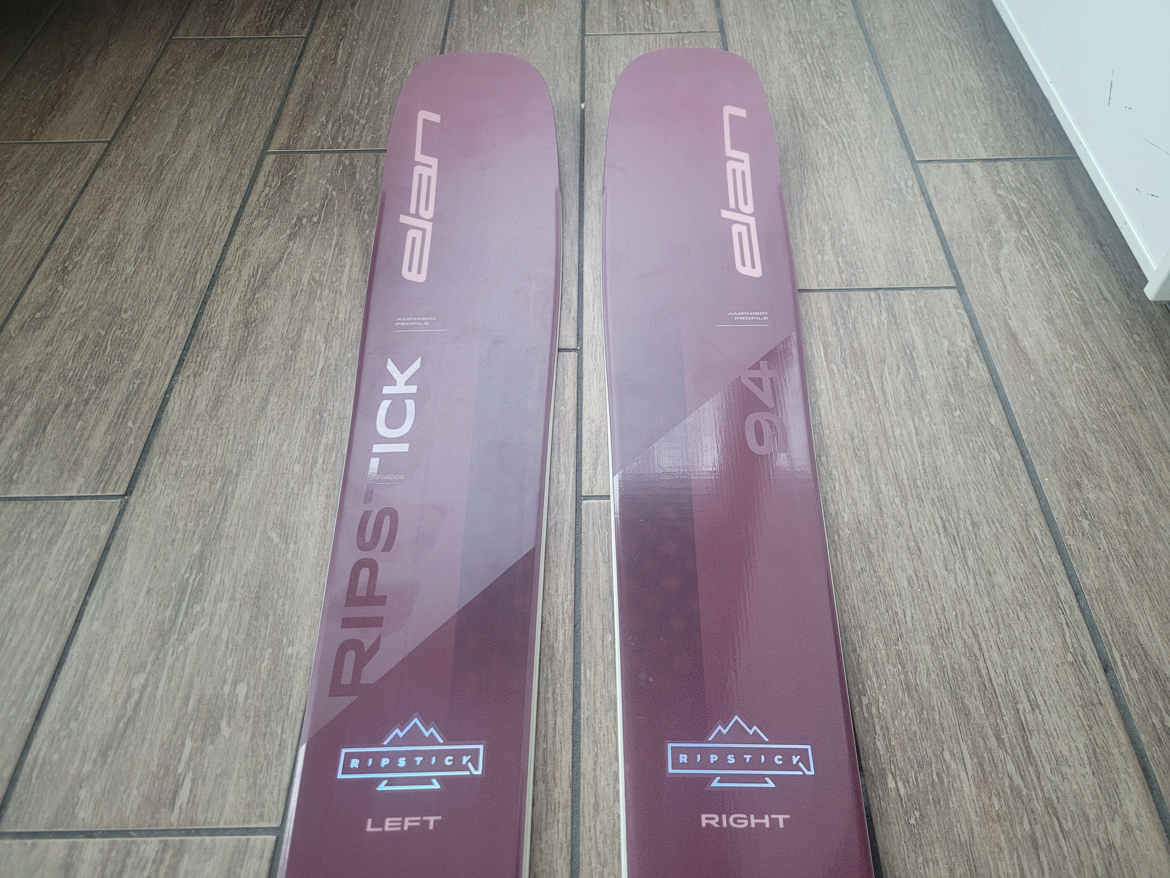 Naisten vapaalaskusetti n. 160cm laskijalle