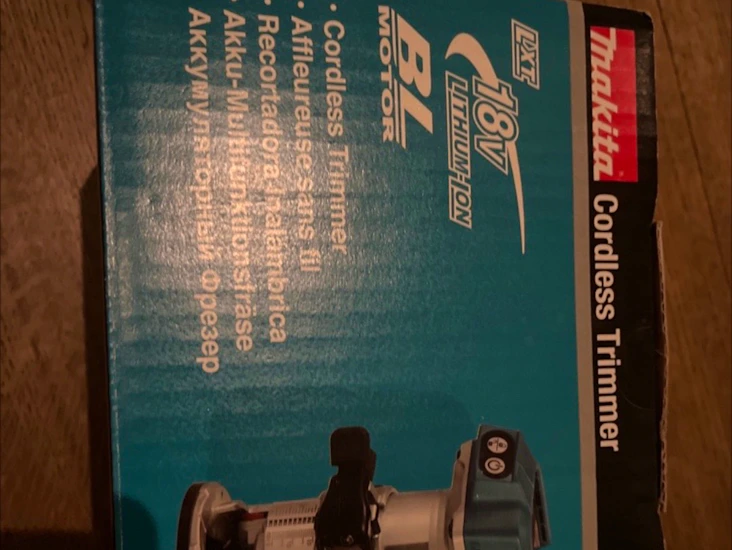 Makita handöverfräs med frässtål