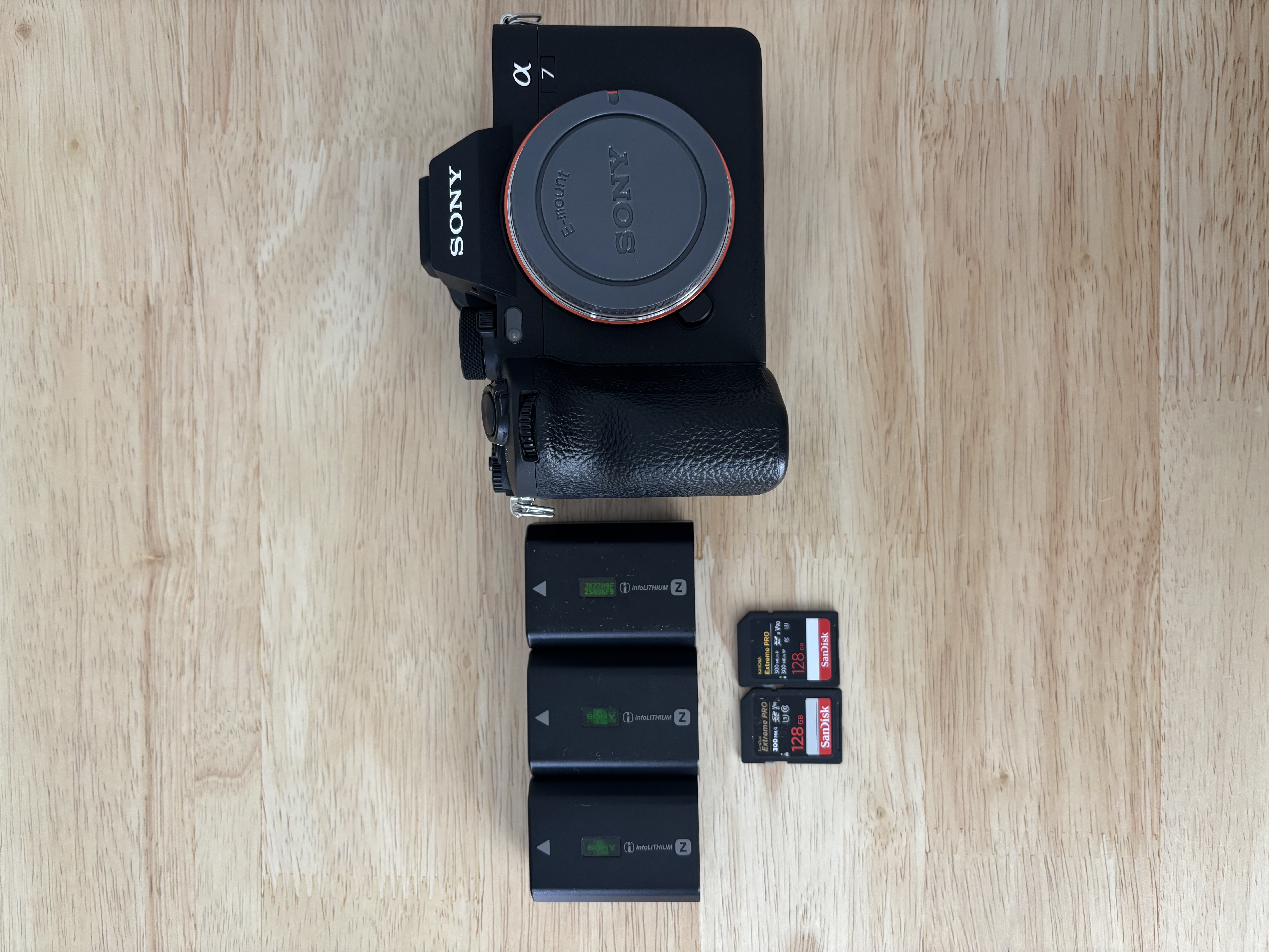Sony a7iv 4k mirrorless camera body + 128gb sd card + batteries