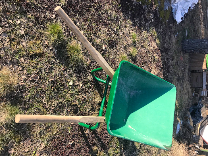 Fin och stabil skottkärra