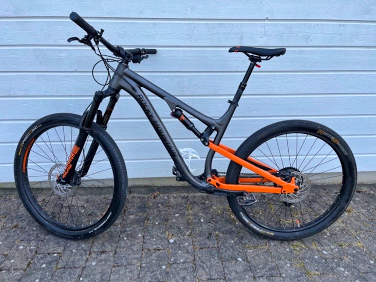 Heldämpad mtb 27.5” large (rocky mountain)