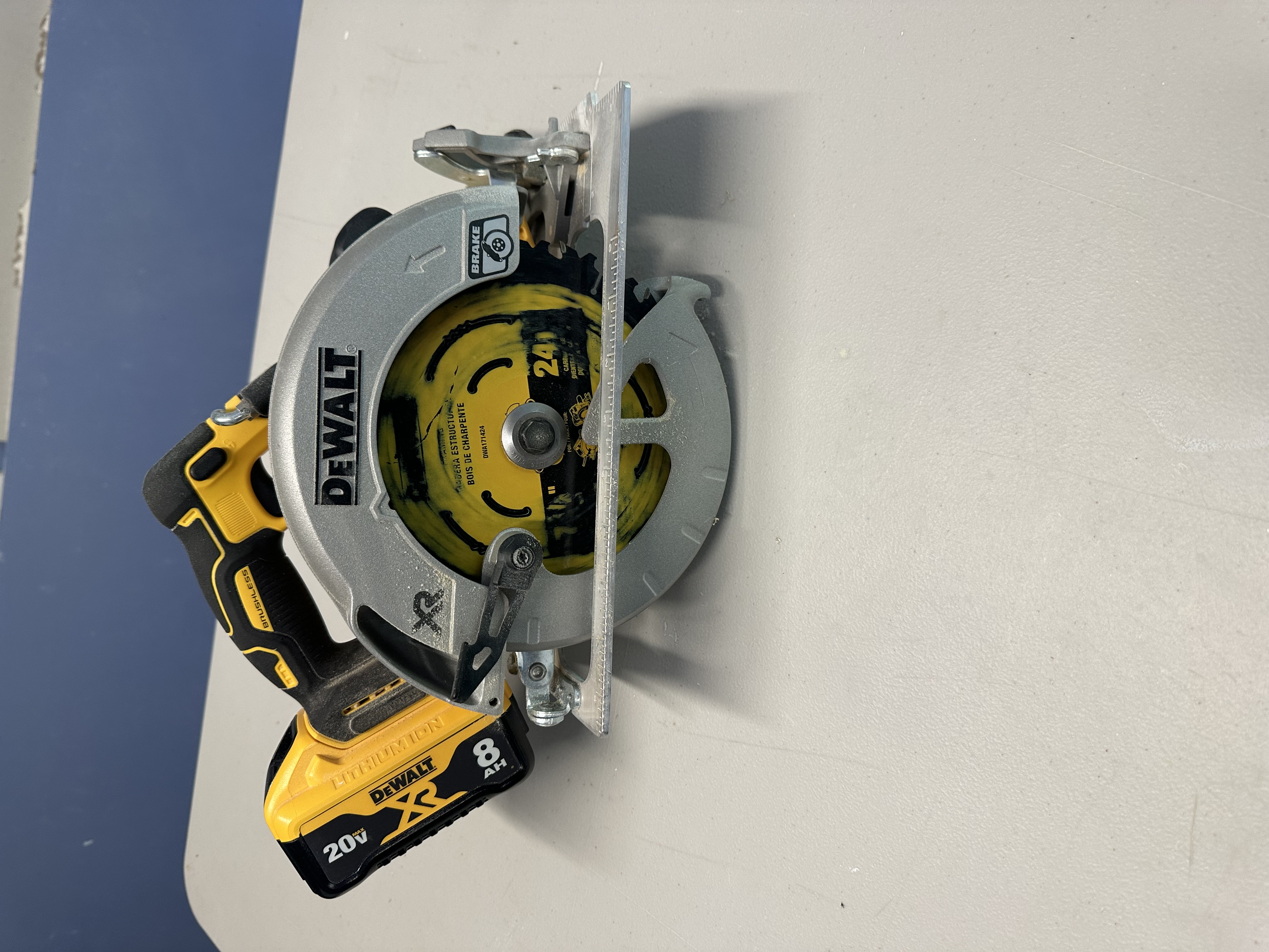 Dewalt cordless circular saw