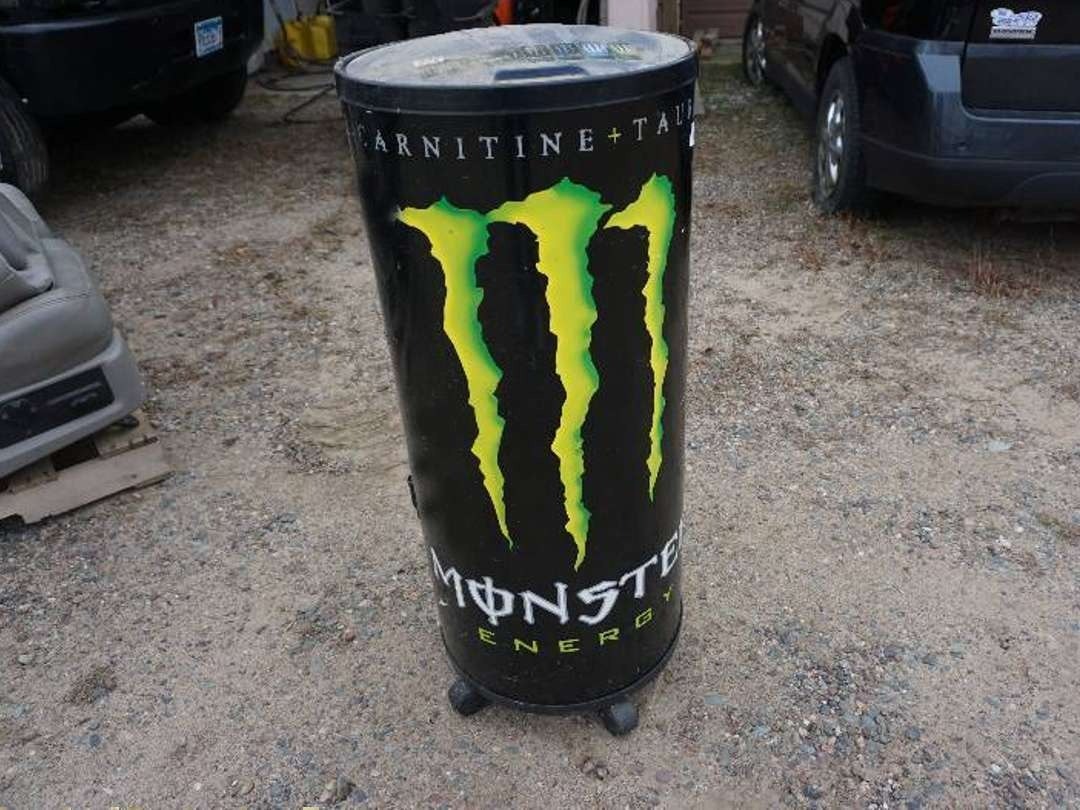 Monster partycooler på 50 liter – 85 burkar!