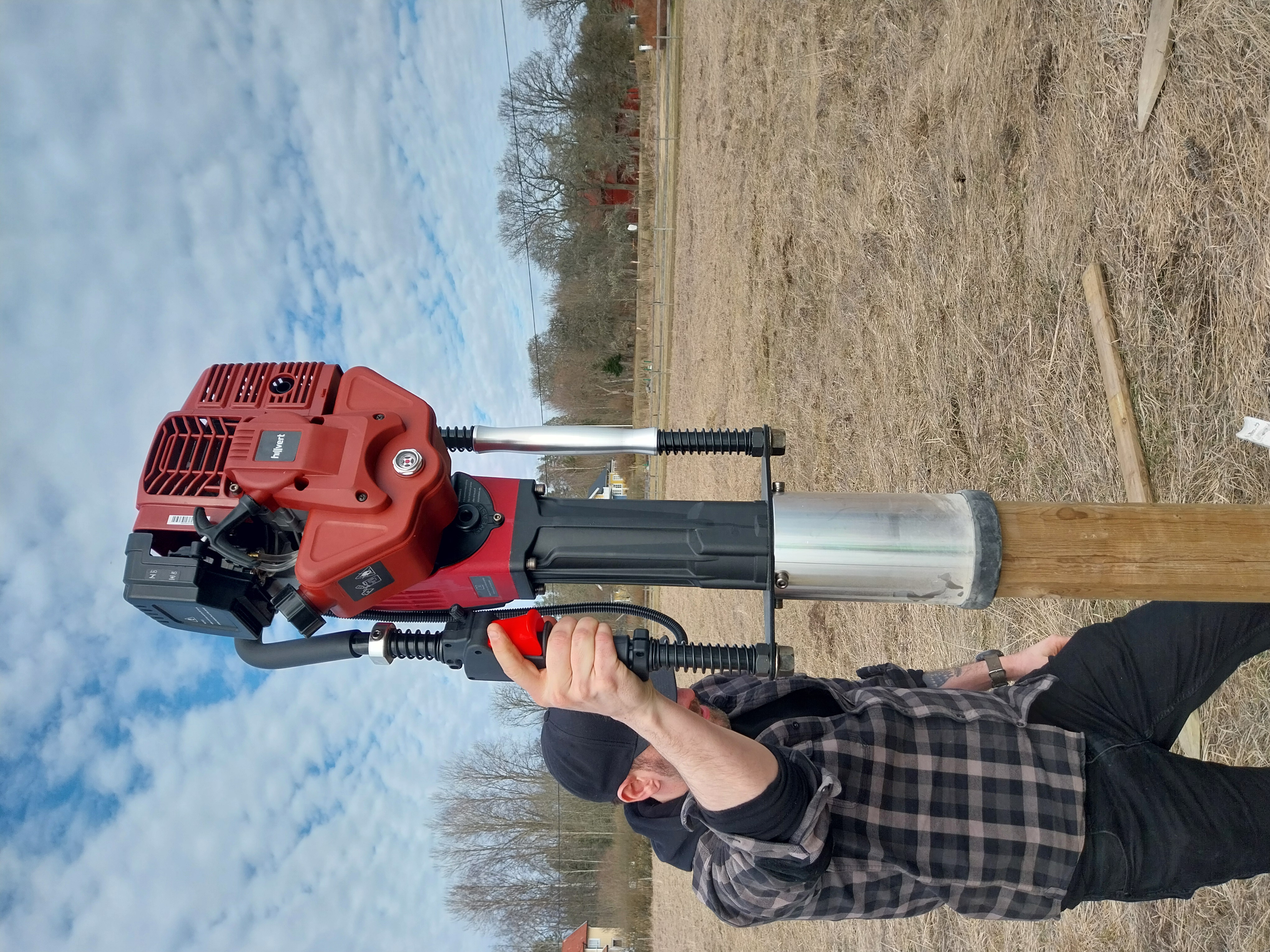 Effektiv stolpnedslagare 