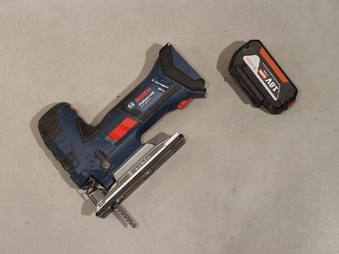 Blå bosch gst 18v-li s