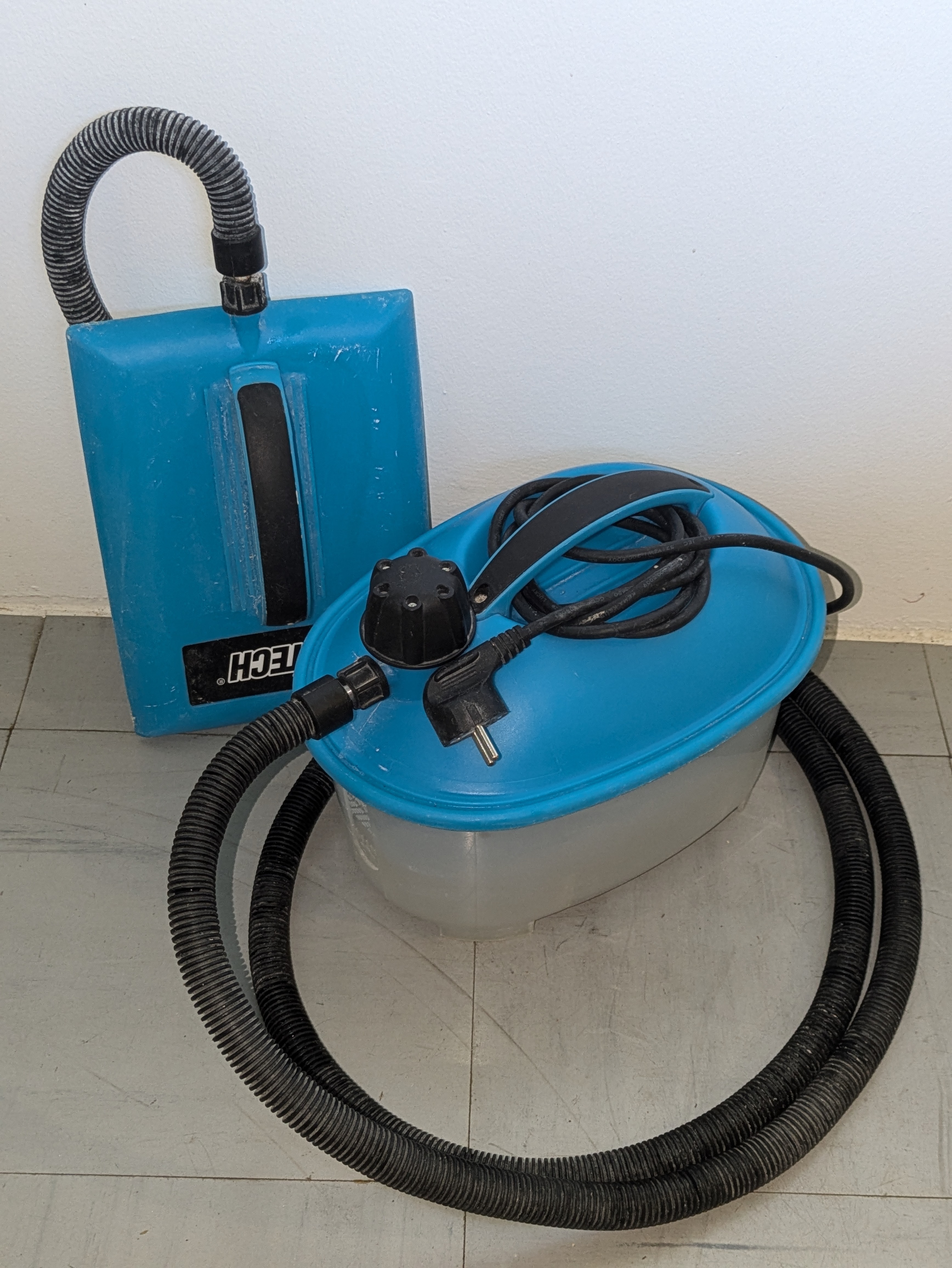 Tapetborttagare - ta ner tapet med ånga