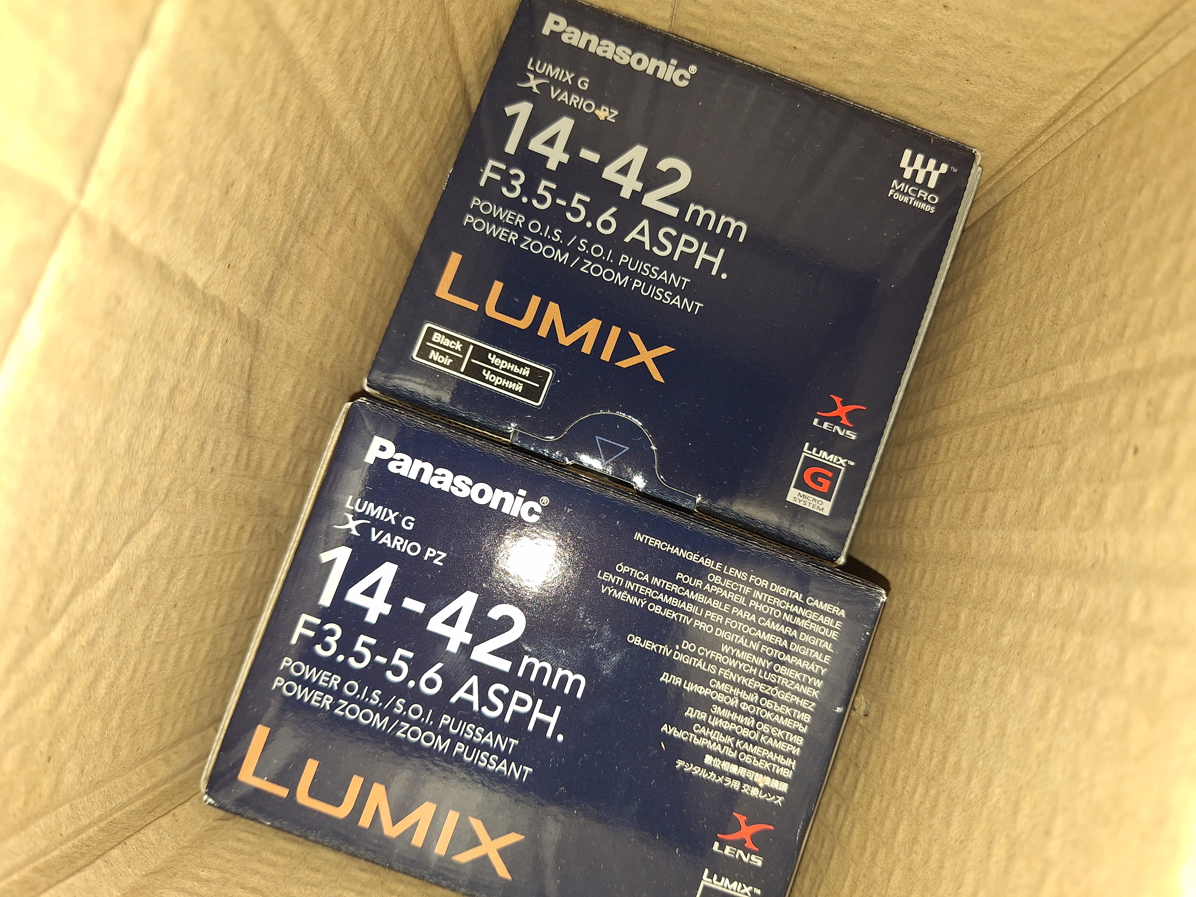 Lumix g x vario pz 14-42mm / f3.5-5.6 asph / power o.i.s.