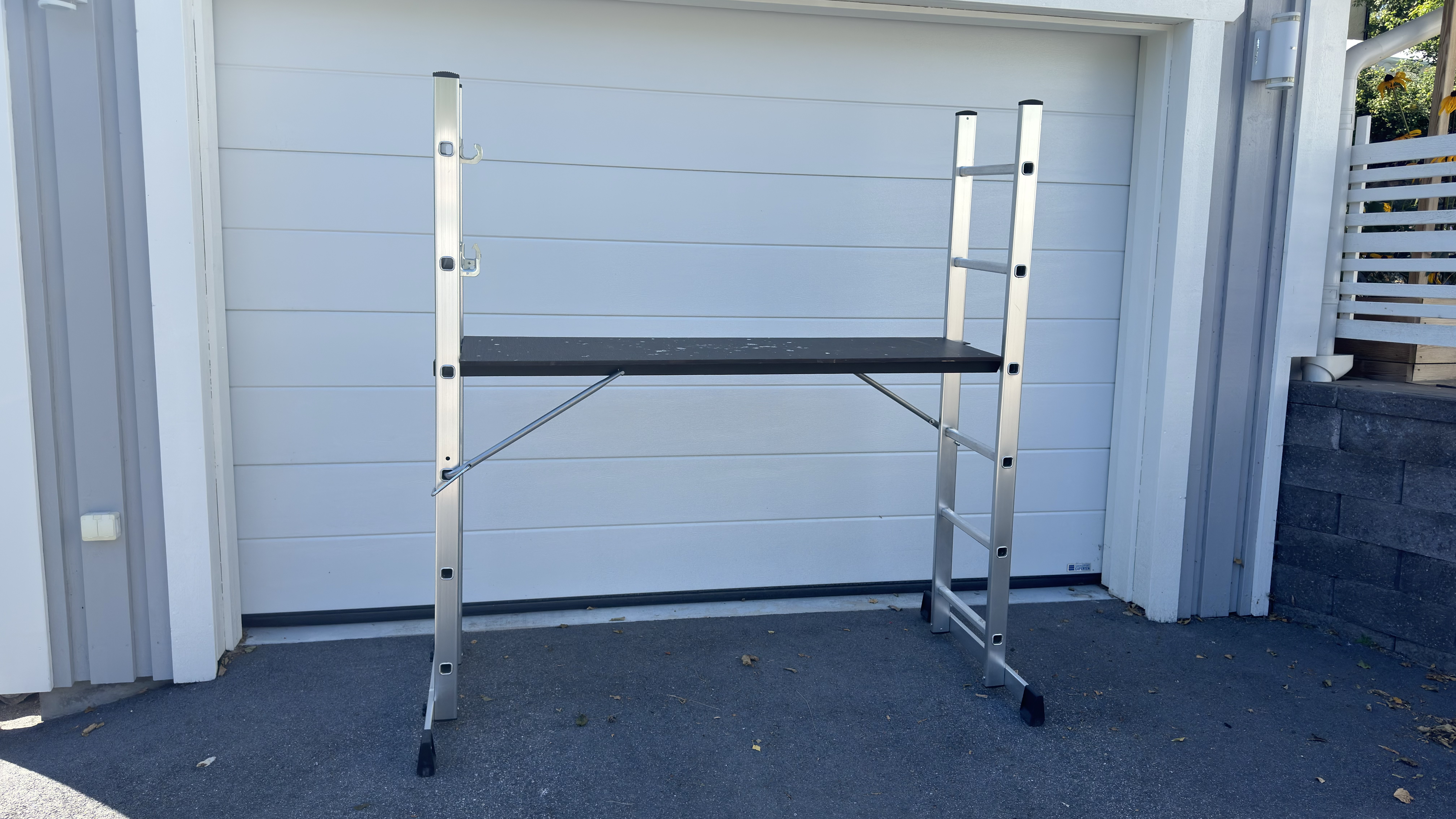 Arbetsplattform/ställning i aluminium, bredd 150 cm, höjd upp till 100 cm