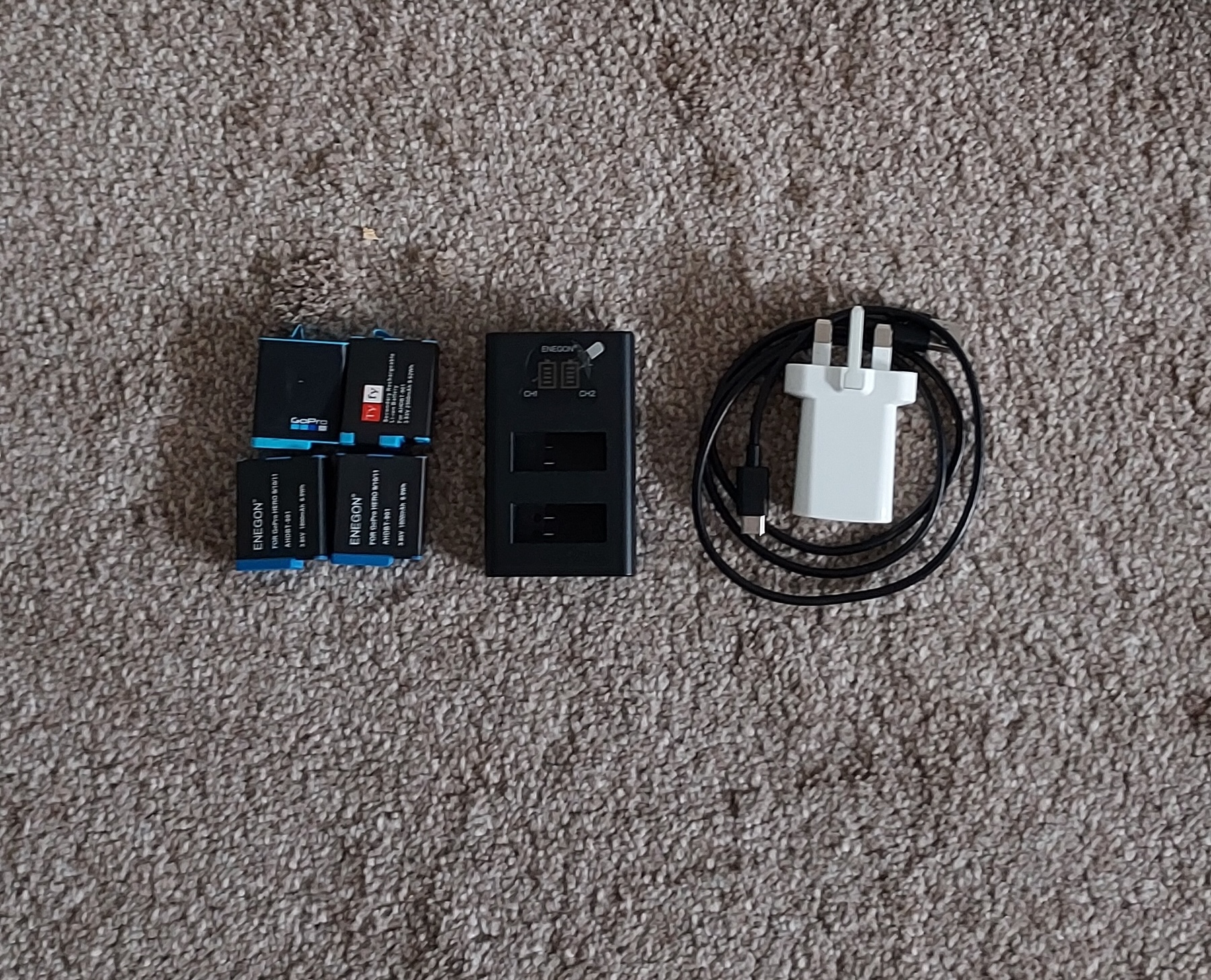 4 gopro hero 9/10/11/12 ahdbt-901 batteries (w/ charger)