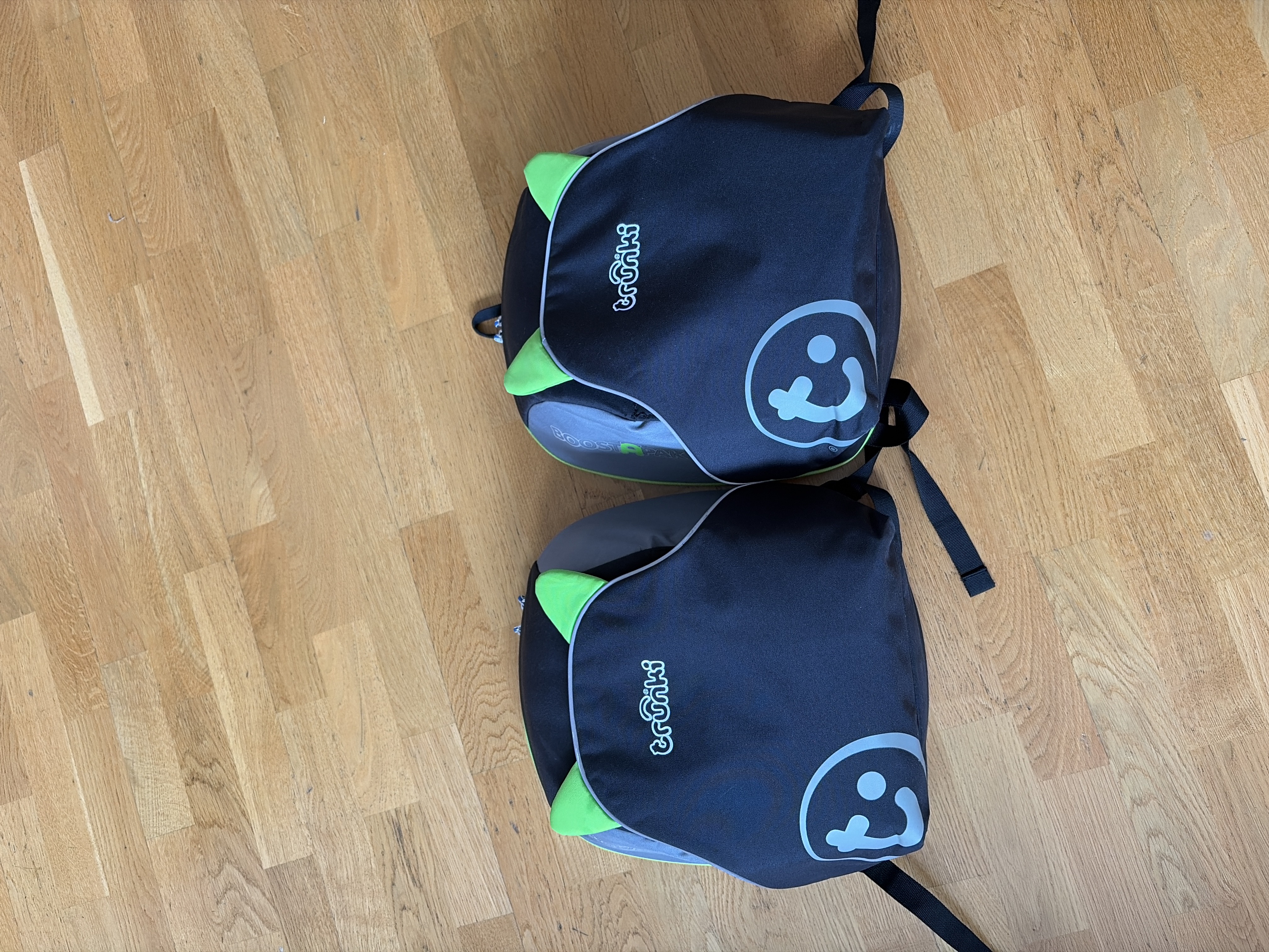 Boostapak trunki bilpute og ryggsekk i ett - perfekt for barn på reise!