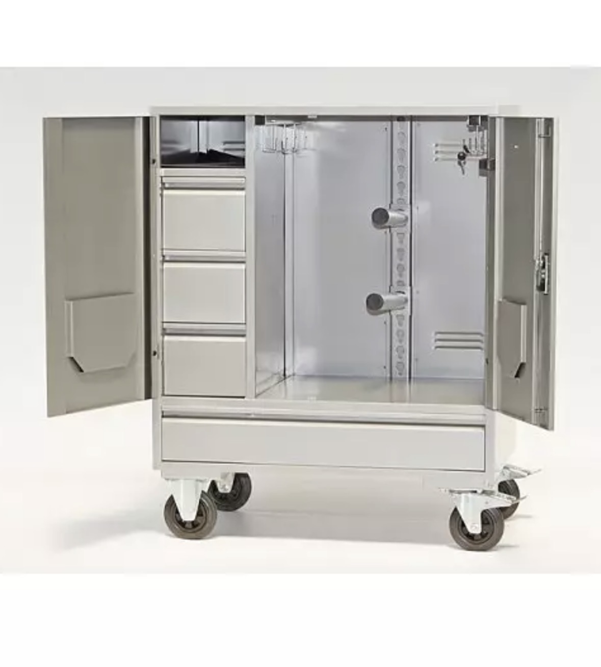 Alfako sadelskåp aluminium med massiva hjul