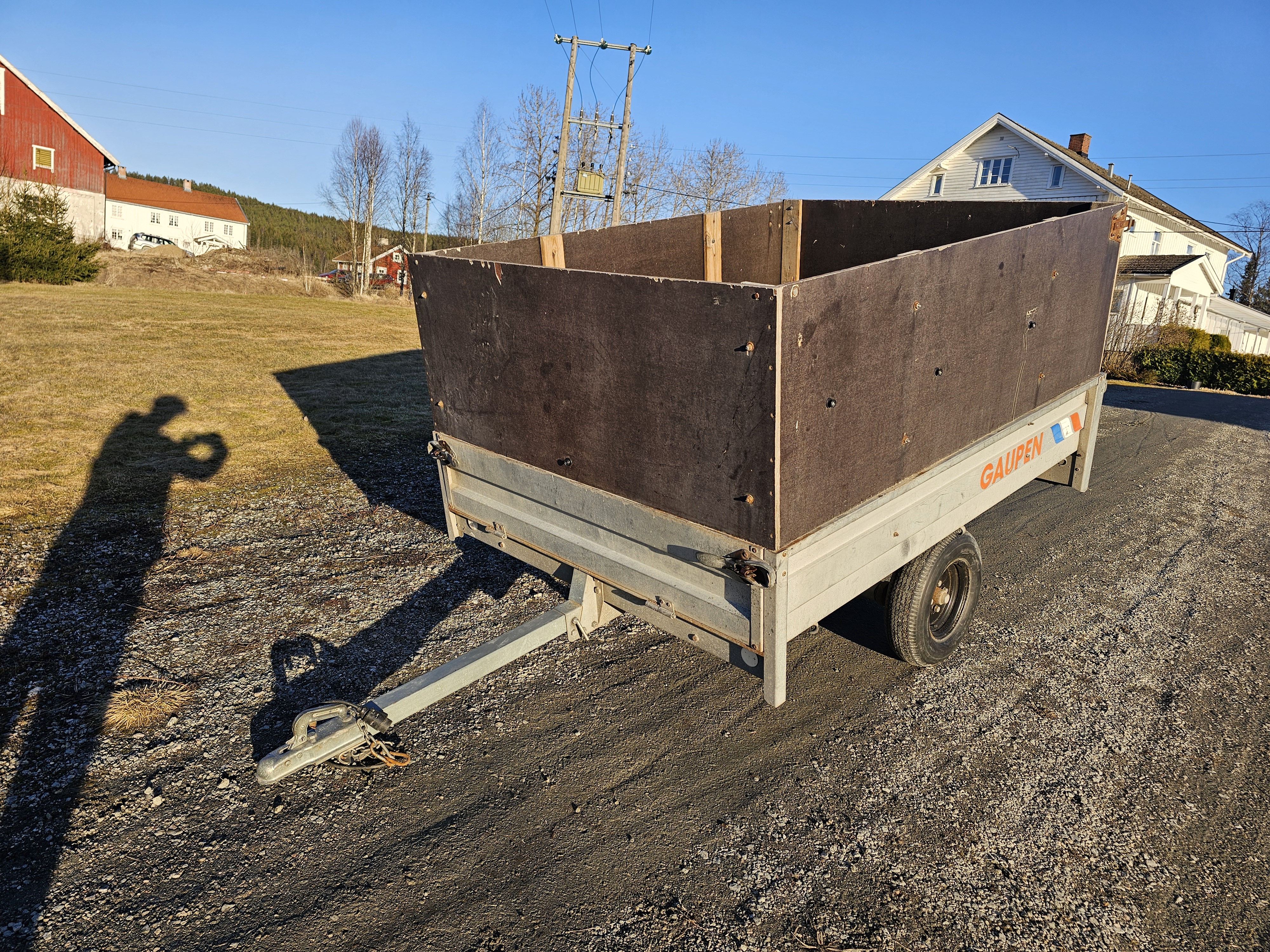 Henger med høye karmer 750 kg