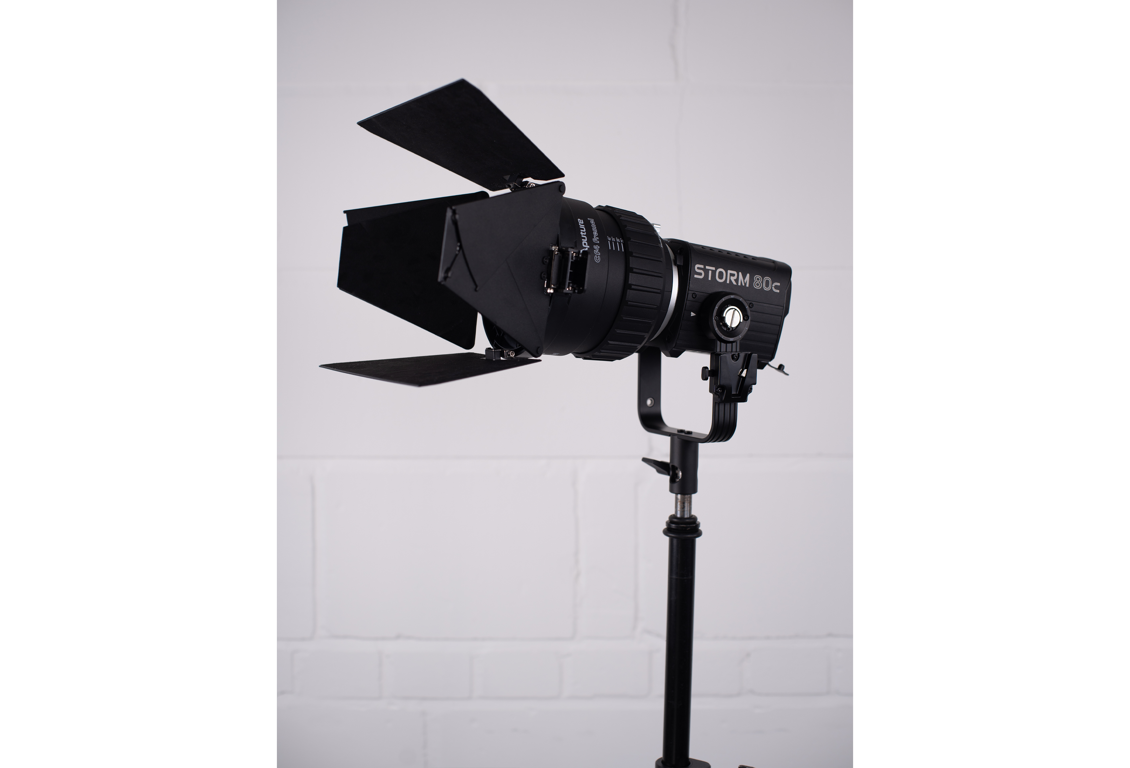 Aputure storm 80c rgbww led light